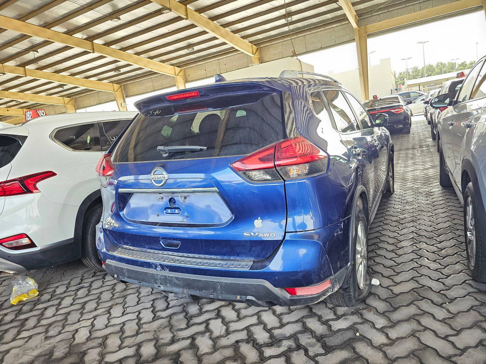 2017 NISSAN ROGUE — 380889 KM — Lot 12339725 — Main - Marhaba Auctions Used Cars - Image 3