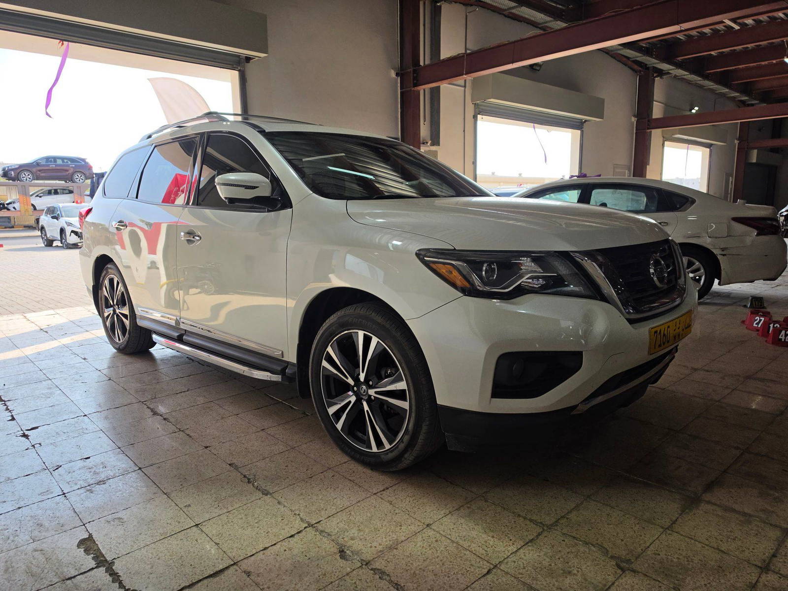 2019 NISSAN PATHFINDER — 189647 KM — Lot 7KC637030 - Marhaba Auctions Used Cars - Image 2