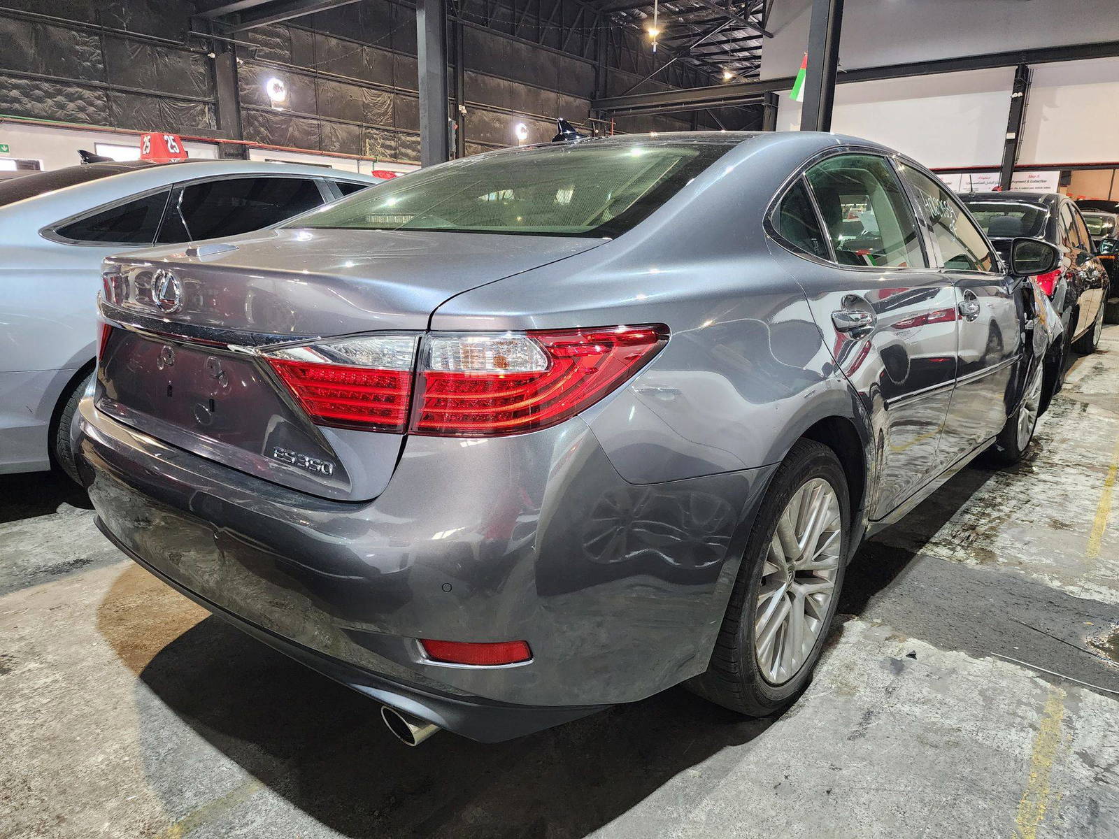 2013 LEXUS ES 350 — 110013 Miles — Lot 40627554 — Main - Marhaba Auctions Used Cars - Image 4