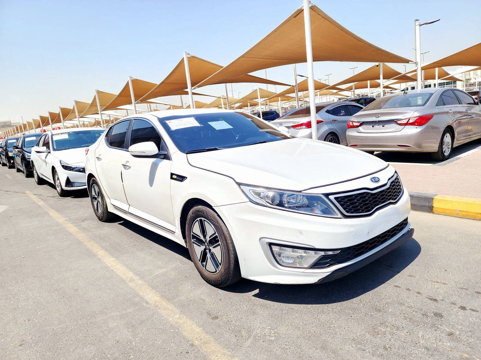 2013 KIA K5 — 205596 KM — Lot 020430 — Souq - Marhaba Auctions Used Cars - Image 5