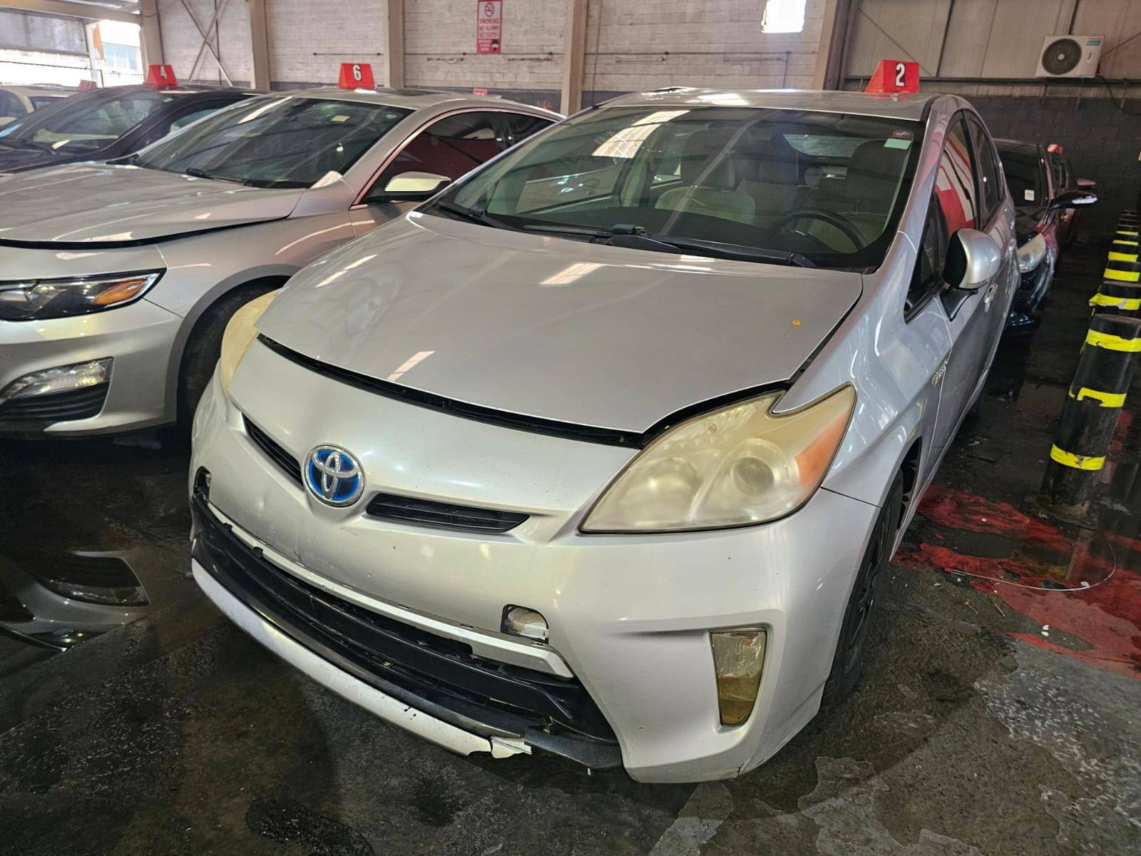 Toyota Prius 2013 view 2