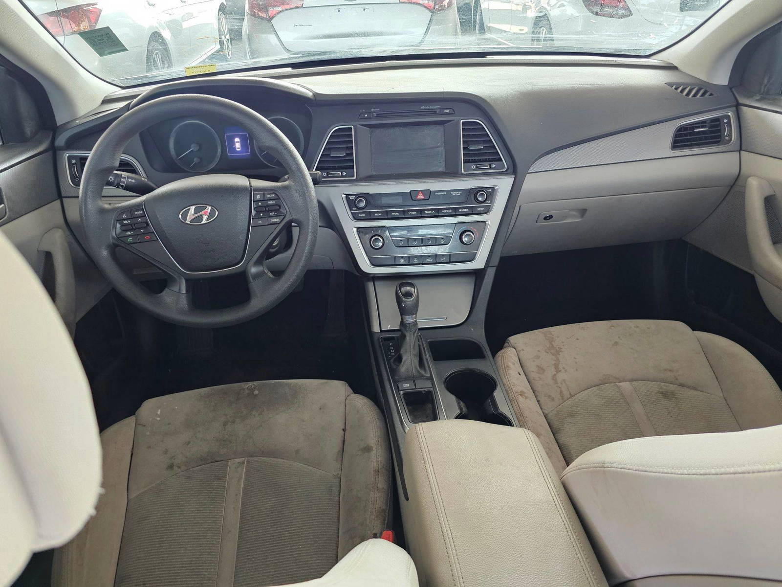 2017 HYUNDAI SONATA — 192469 Miles — Lot HH466030 — Souq - Marhaba Auctions Used Cars - Image 8