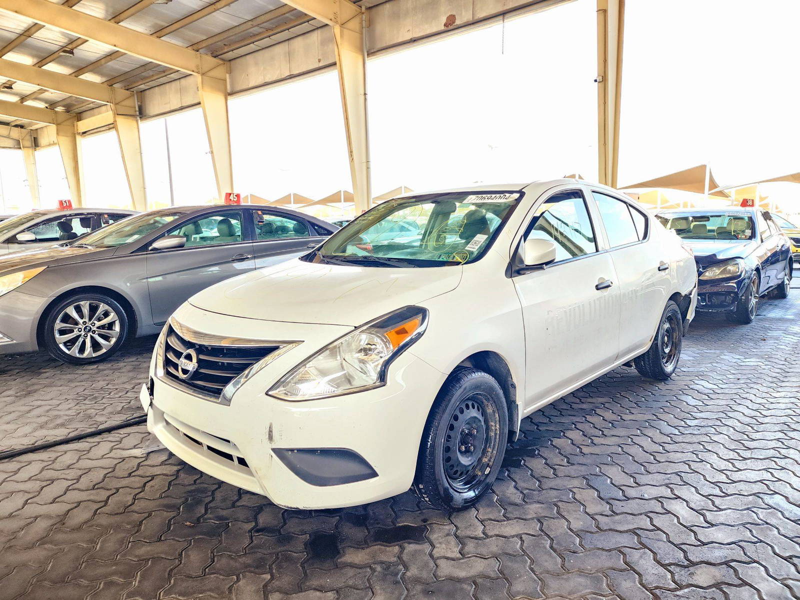 2018 NISSAN VERSA — 142117 Miles — Lot 70694004 — Souq - Marhaba Auctions Used Cars - Image 5