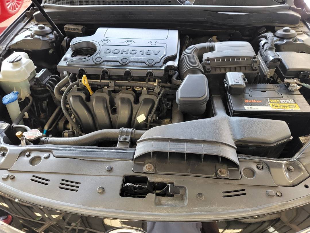 2011 KIA K5 — 182000 KM — Lot 114123 — Main - Marhaba Auctions Used Cars - Image 11
