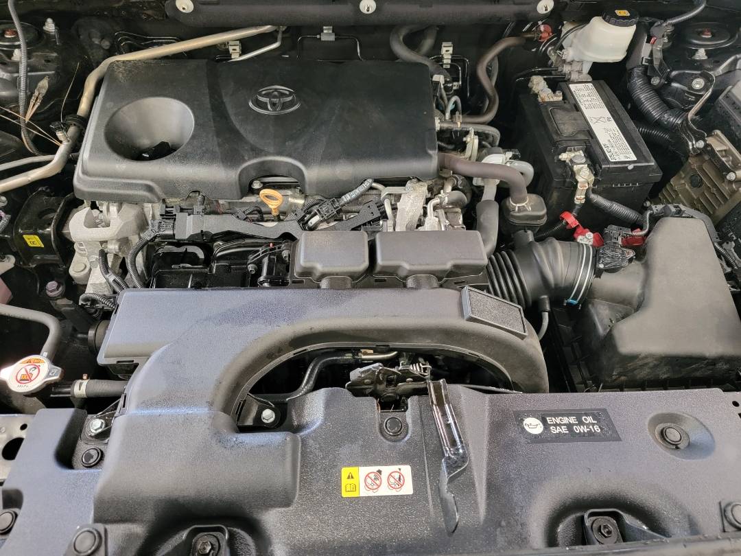 2019 TOYOTA RAV4 — 81755 Miles — Lot 37735174 - Marhaba Auctions Used Cars - Image 9