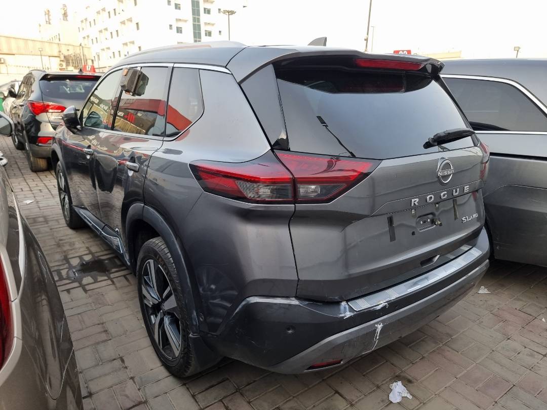 2022 NISSAN ROGUE — 74124 KM — Lot 215478 — Ind. 12 - Marhaba Auctions Used Cars - Image 4