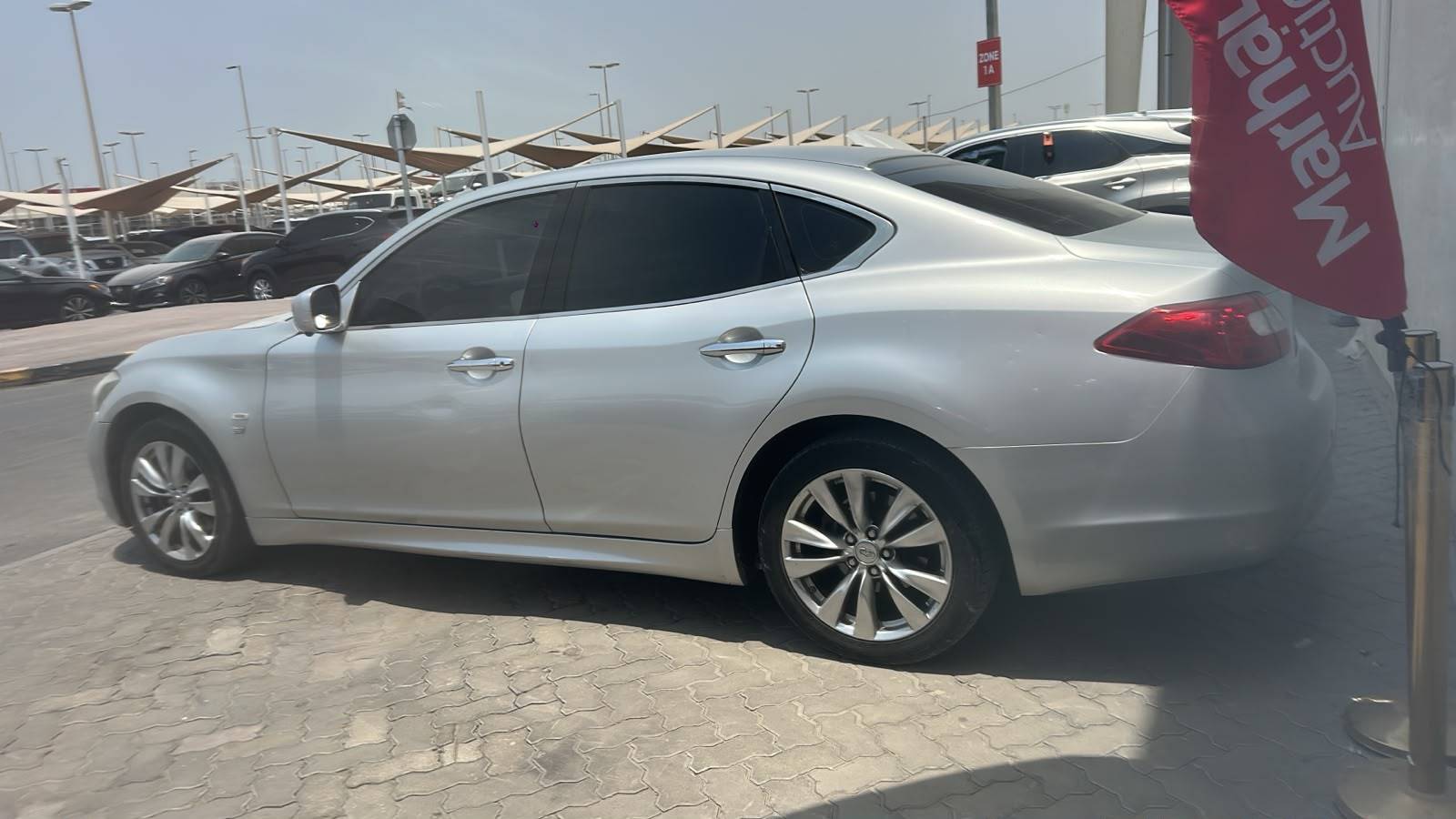 2015 INFINITI Q70 — 179216 KM — Lot M310191 — Souq - Marhaba Auctions Used Cars - Image 7