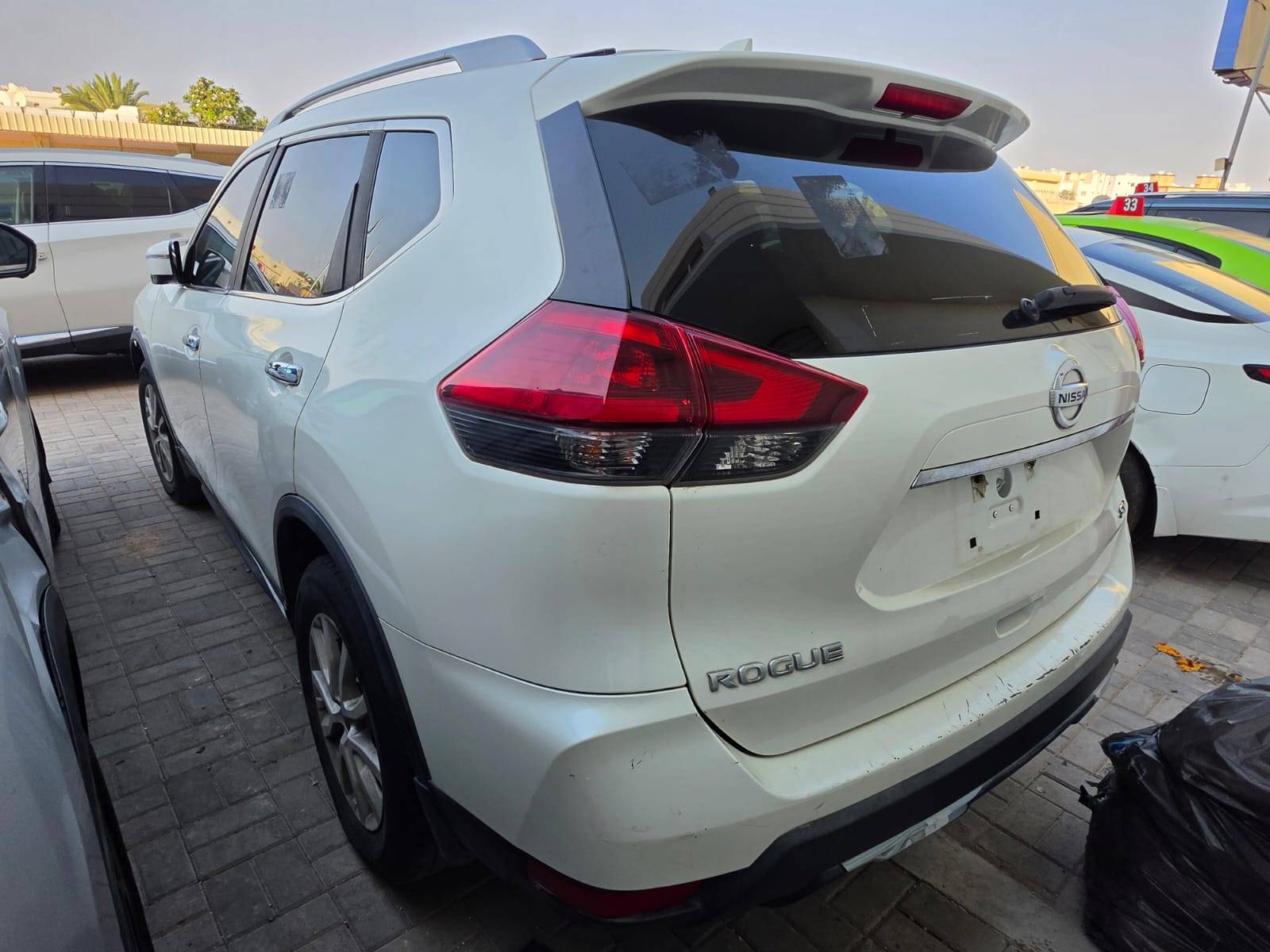 2018 NISSAN ROGUE — 188723 Miles — Lot TXJC769872 - Marhaba Auctions Used Cars - Image 5