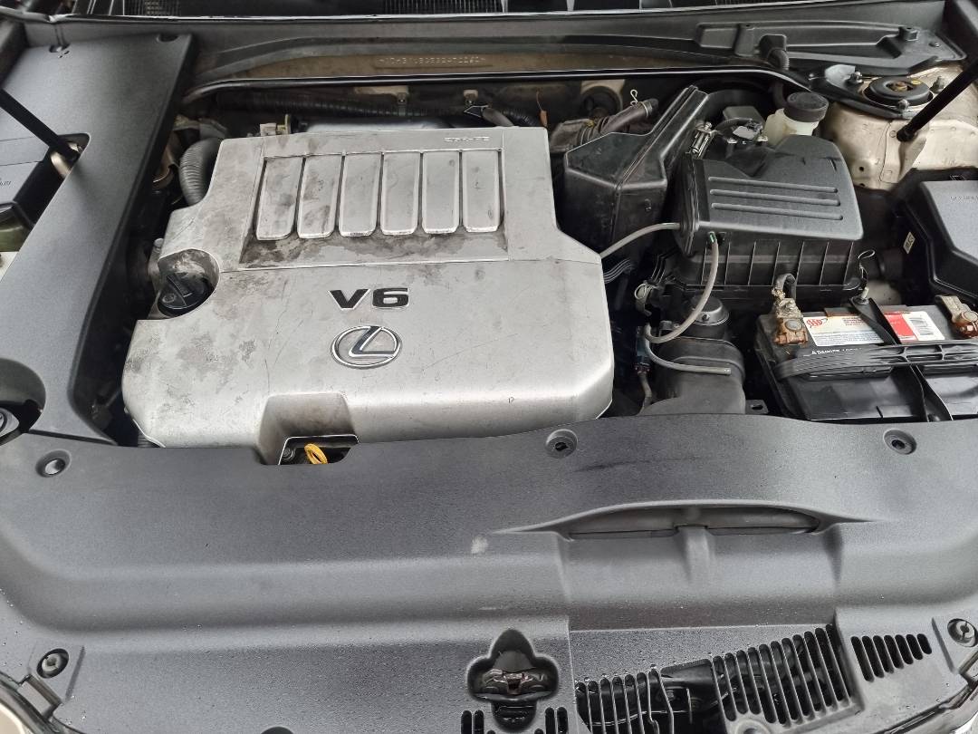 2011 LEXUS ES 350 — 240650 Miles — Lot 908828 — Souq - Marhaba Auctions Used Cars - Image 12