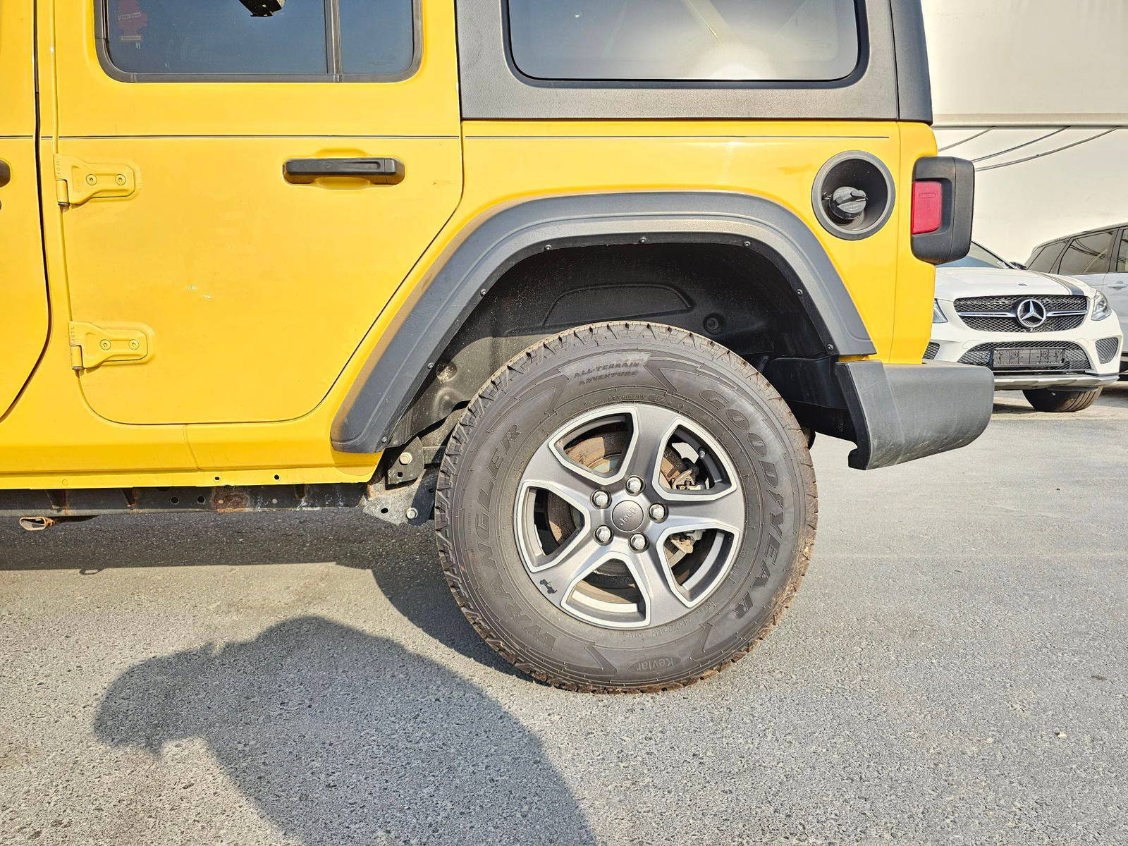 2019 JEEP WRANGLER — 67613 Miles — Lot 4KW538300 — Souq - Marhaba Auctions Used Cars - Image 12