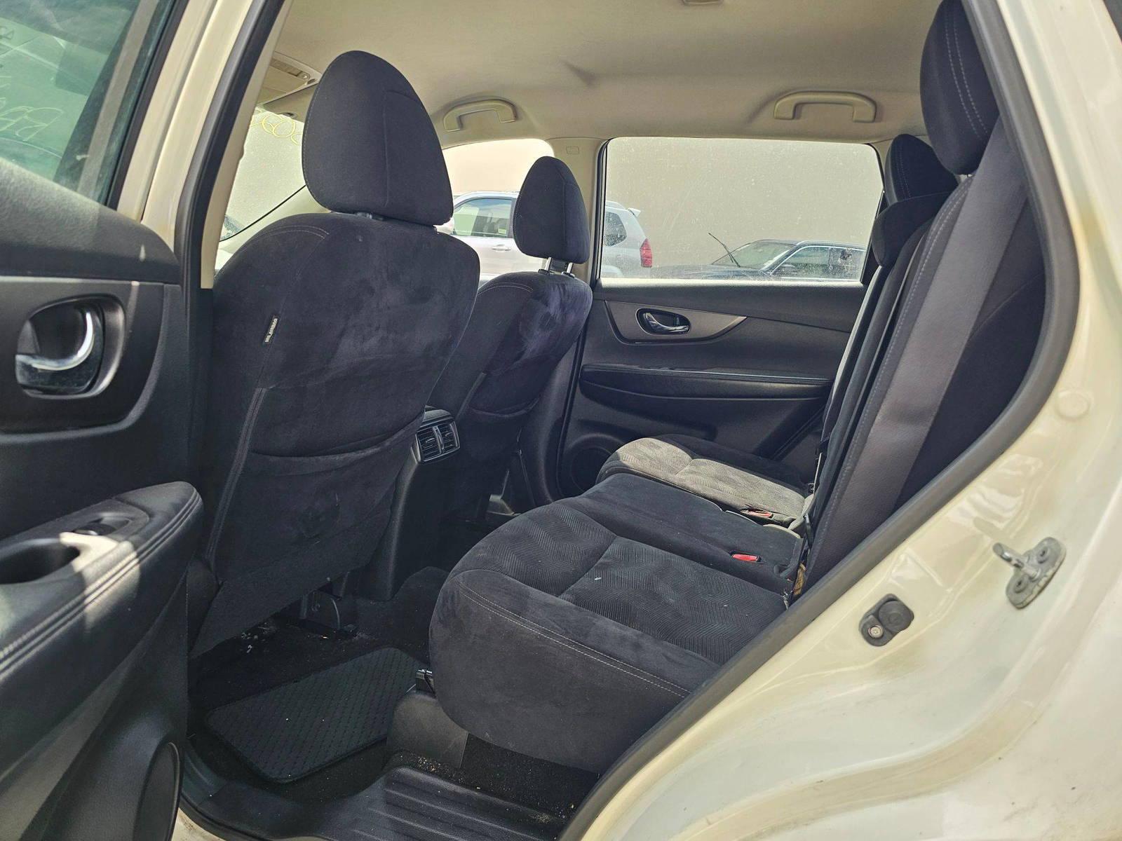 NISSAN ROGUE 2016 - Marhaba Auction Used Cars - Image 5