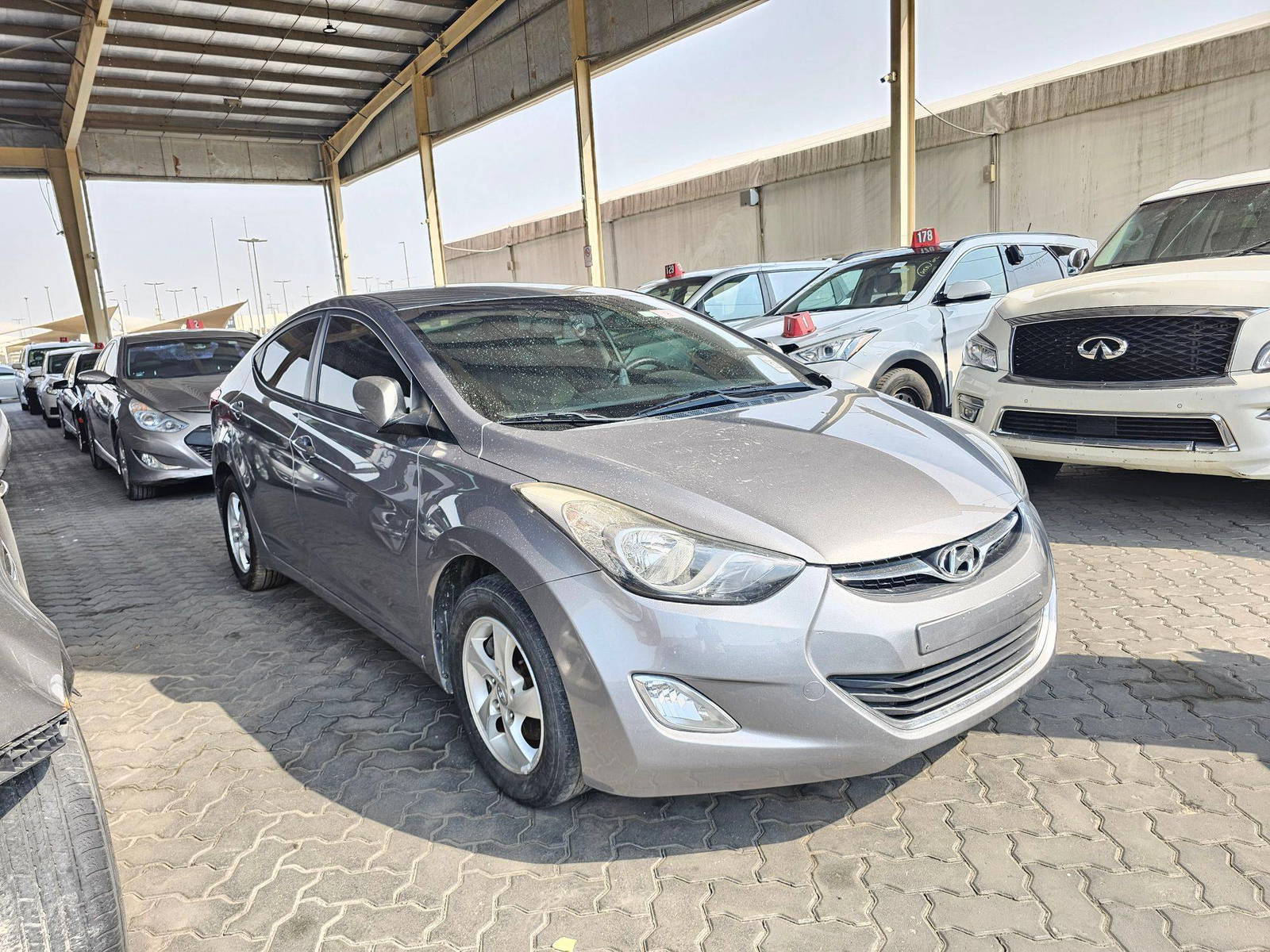 2012 HYUNDAI AVANTE — 141678 KM — Lot 513653 — Souq - Marhaba Auctions Used Cars - Image 4