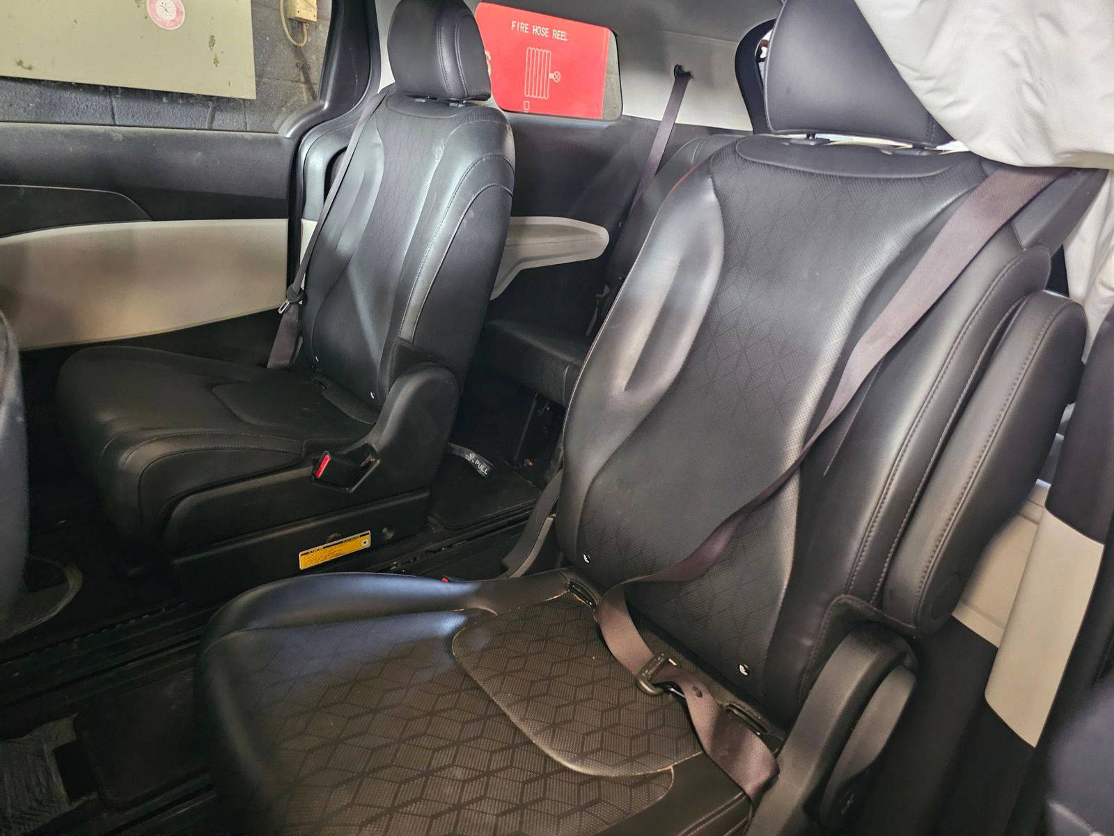 KIA CARNIVAL LX 2023 - Marhaba Auction Used Cars - Image 9