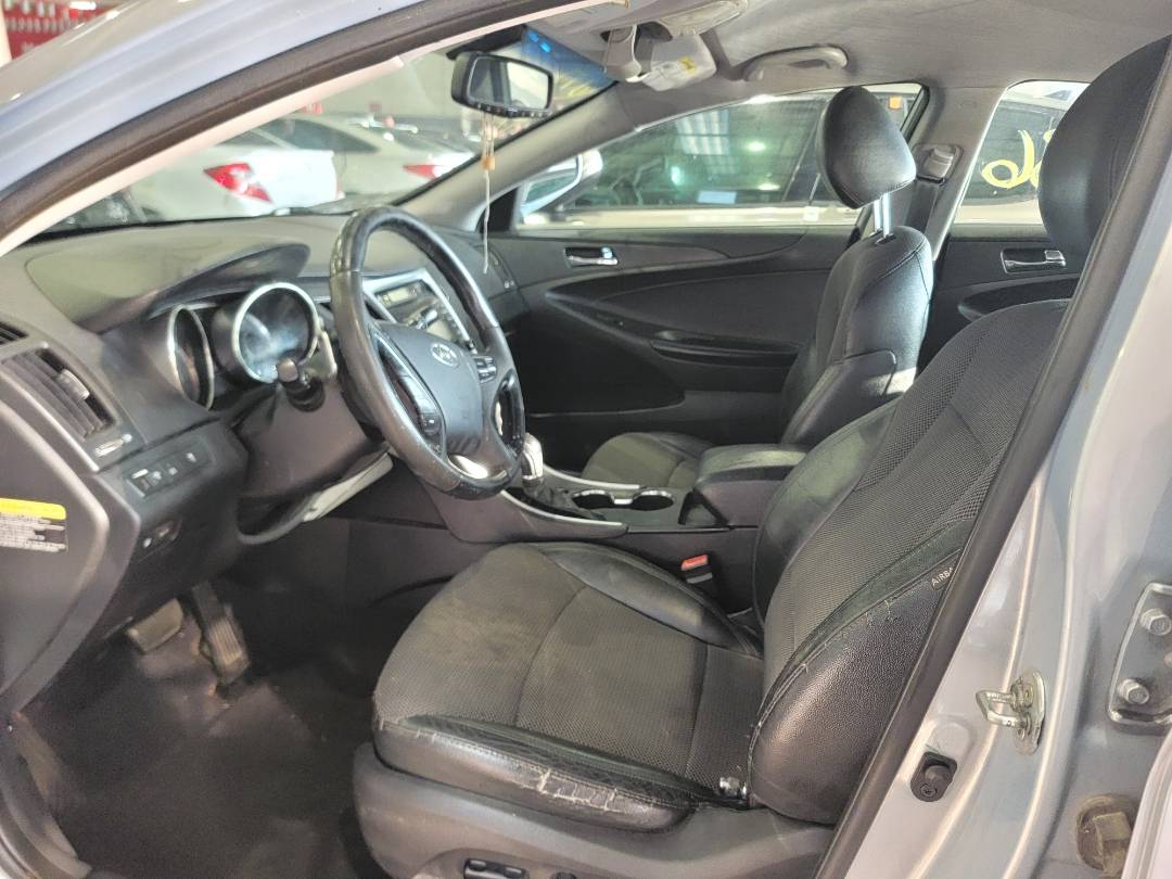 2012 HYUNDAI SONATA — 205593 Miles — Lot 40244734 — Main - Marhaba Auctions Used Cars - Image 8
