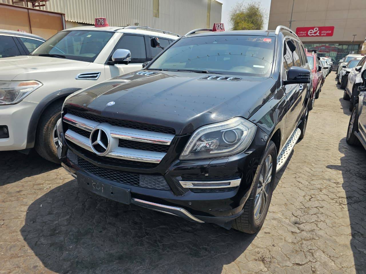 2015 MERCEDES BENZ GL 450 — 183744 KM — Lot A514697 — Main - Marhaba Auctions Used Cars - Image 2