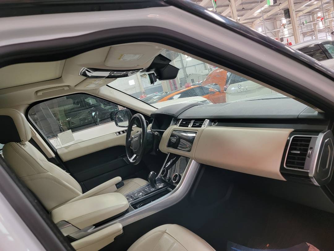 2018 LAND ROVER RANGE ROVER SPORT HSE — 59164 Miles — Lot 50020993 - Marhaba Auctions Used Cars - Image 6
