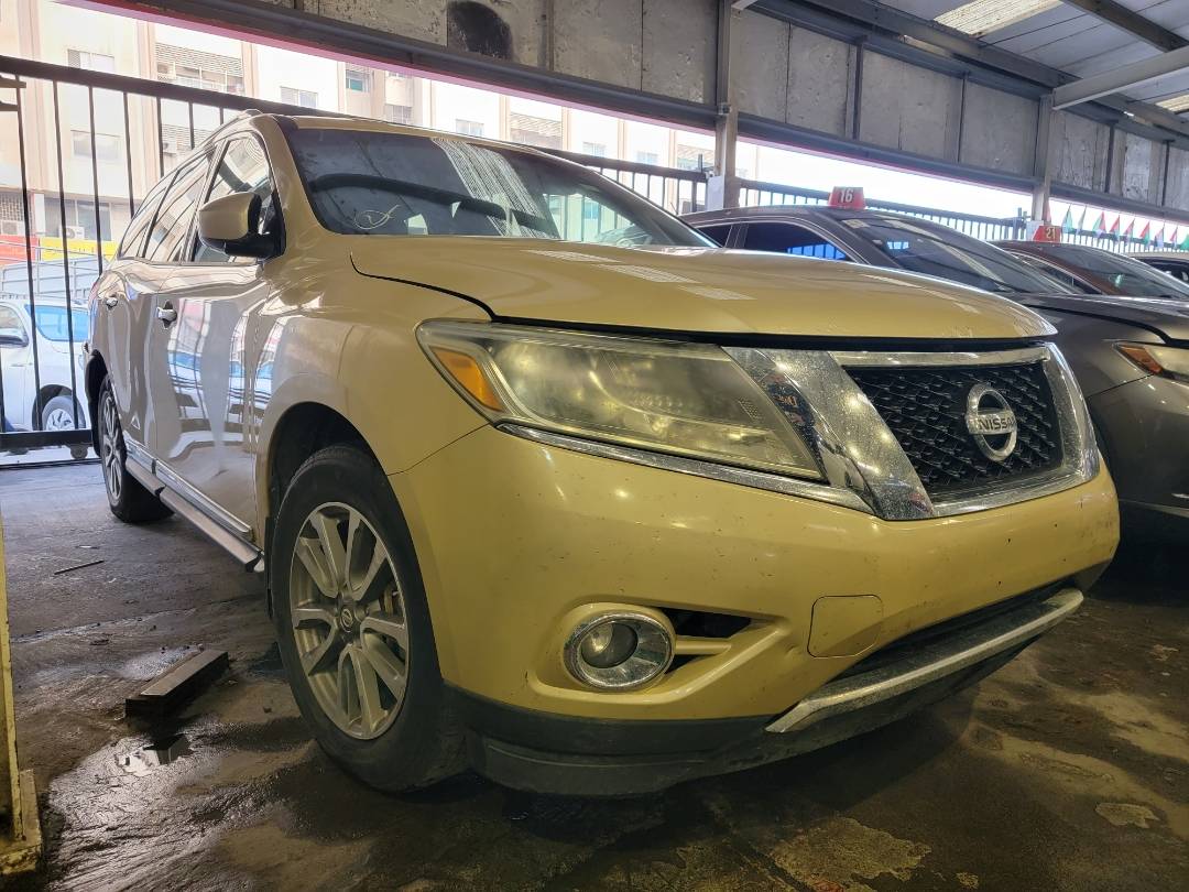 2013 NISSAN PATHFINDER — 210672 Miles — Lot 632541 — Main - Marhaba Auctions Used Cars - Image 4