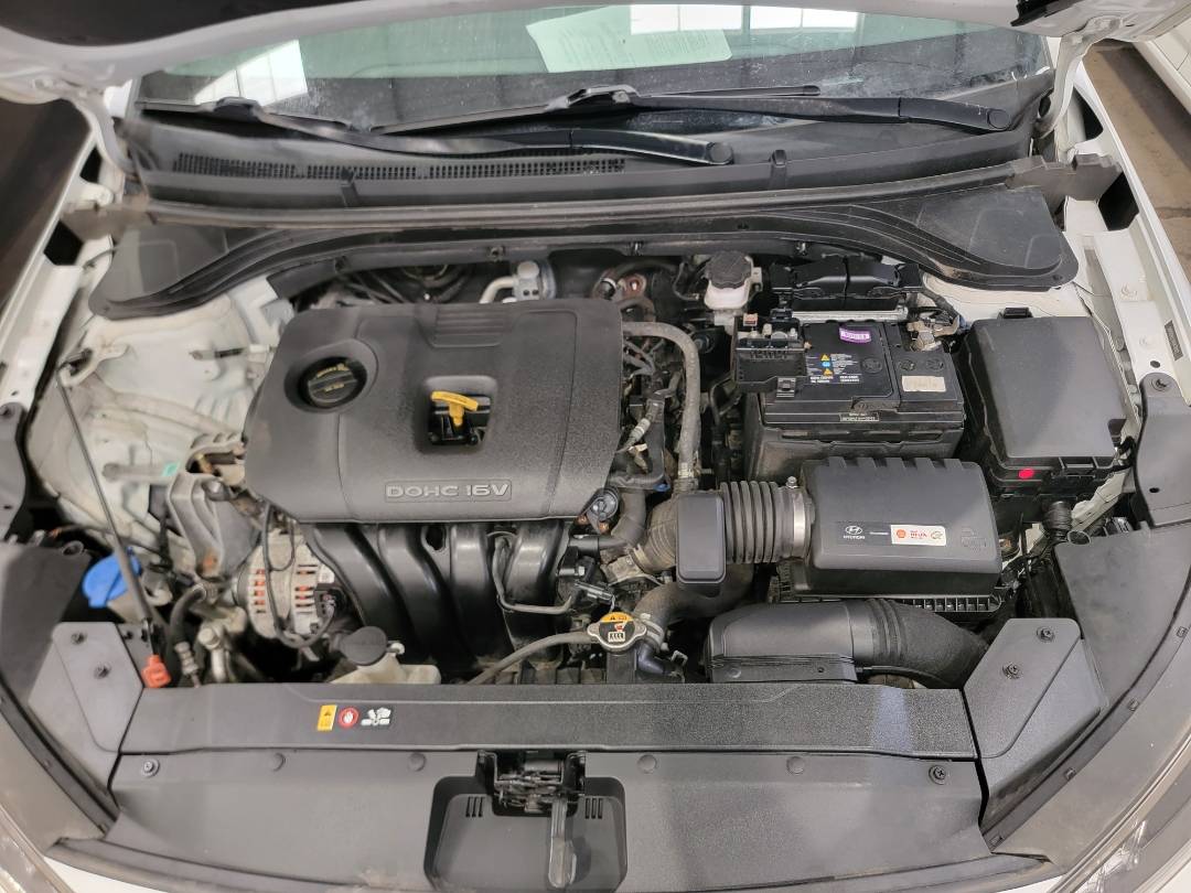 2019 HYUNDAI ELANTRA — 83428 Miles — Lot 75083473 — Main - Marhaba Auctions Used Cars - Image 11