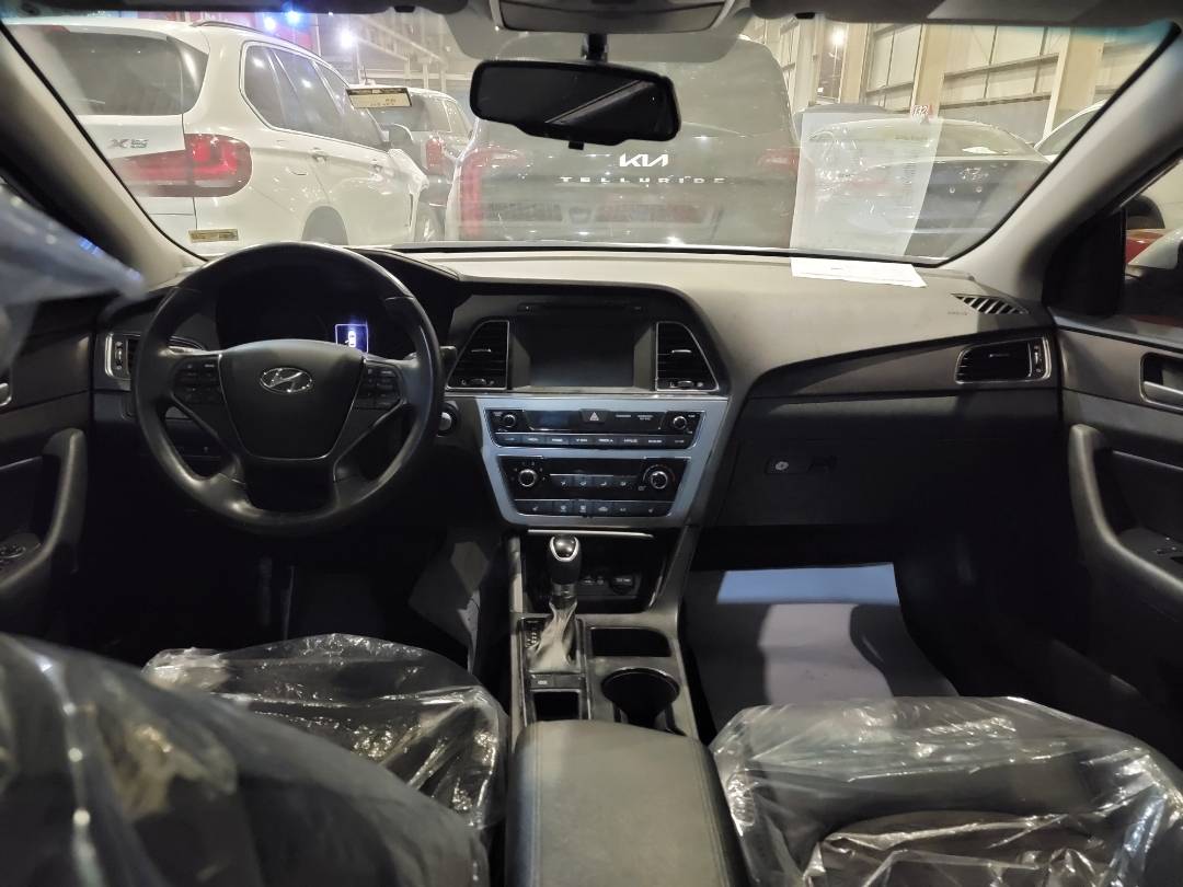2017 HYUNDAI SONATA — 105053 Miles — Lot H540152 — Main - Marhaba Auctions Used Cars - Image 8