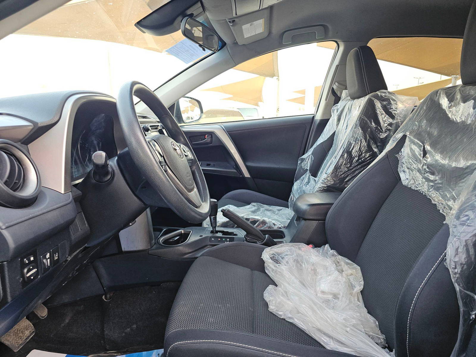 2018 TOYOTA RAV4 — 50352 Miles — Lot JJ745496 — Souq - Marhaba Auctions Used Cars - Image 8