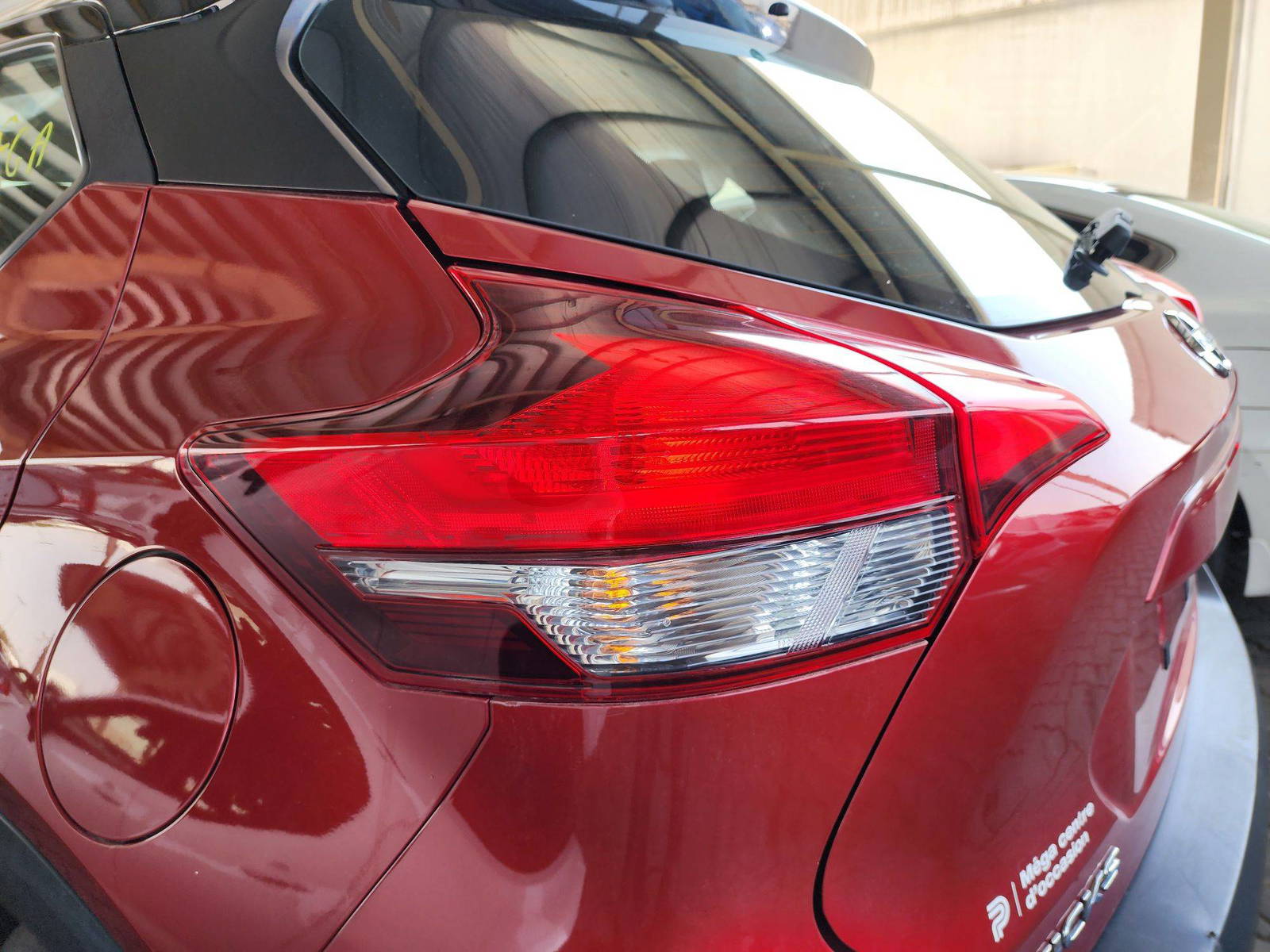 2018 NISSAN KICKS — 92027 KM — Lot 500312 — Souq - Marhaba Auctions Used Cars - Image 11
