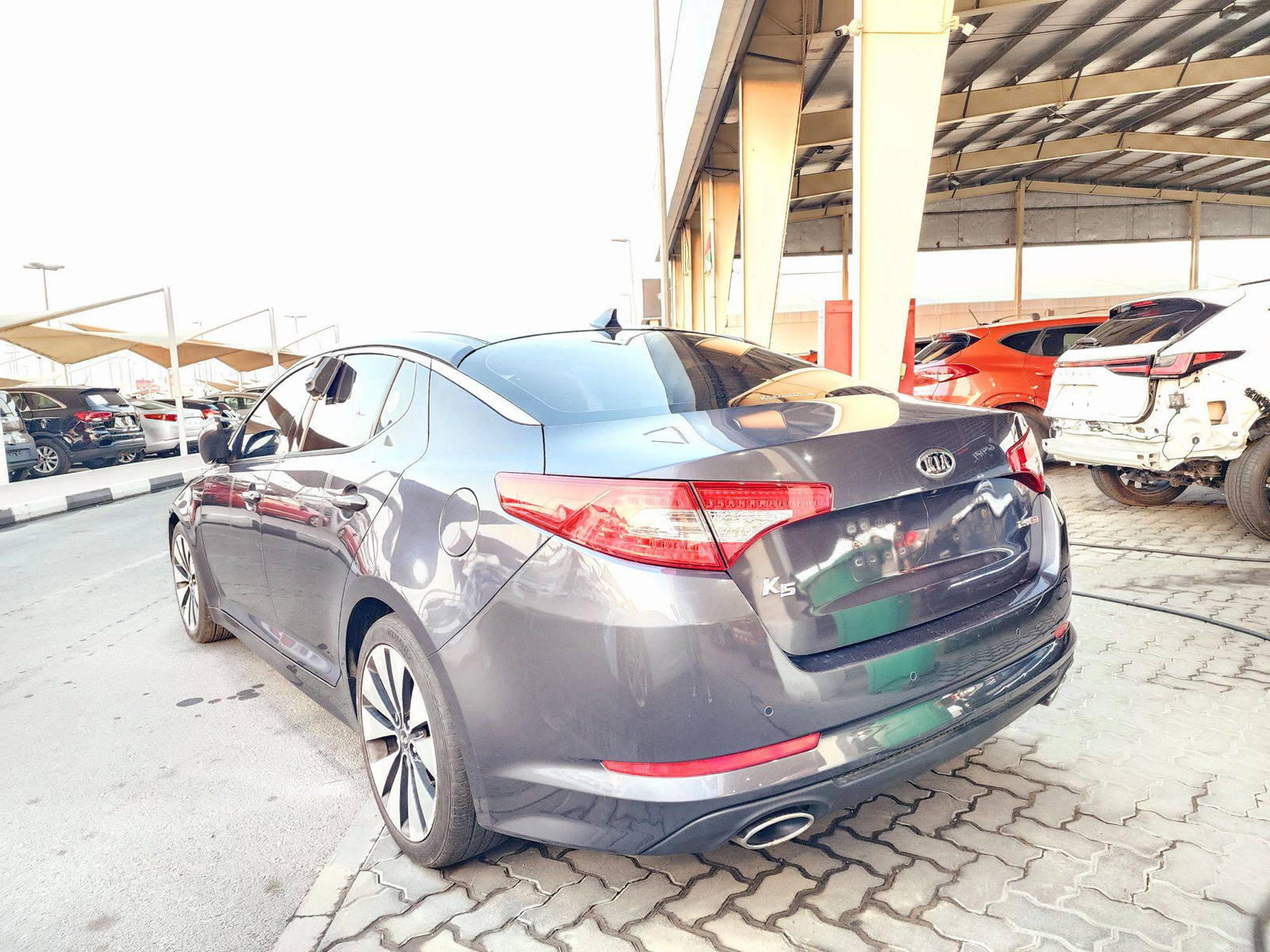 2011 KIA K5 — 86368 KM — Lot 038158 — Souq - Marhaba Auctions Used Cars - Image 5