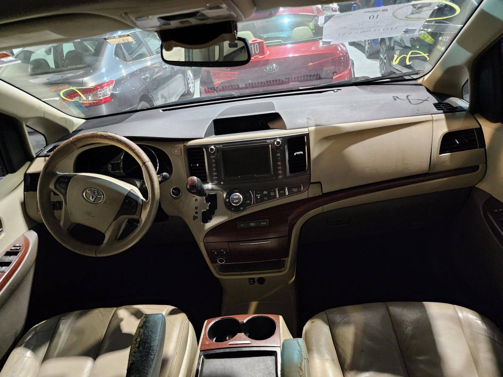 TOYOTA SIENNA 2011 - Marhaba Auction Used Cars - Image 6