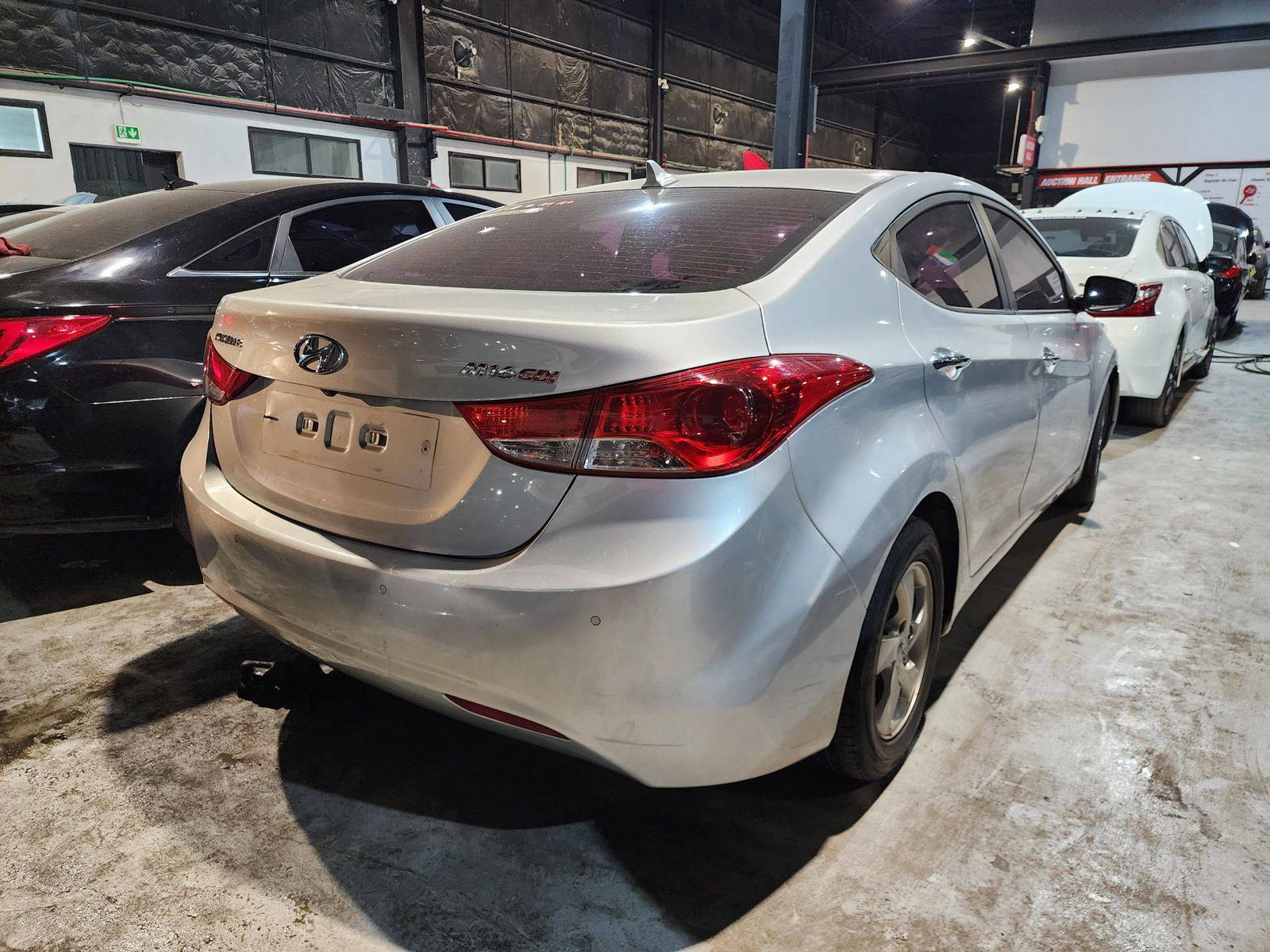 2011 HYUNDAI AVANTE — 118726 KM — Lot 097431 — Main - Marhaba Auctions Used Cars - Image 4