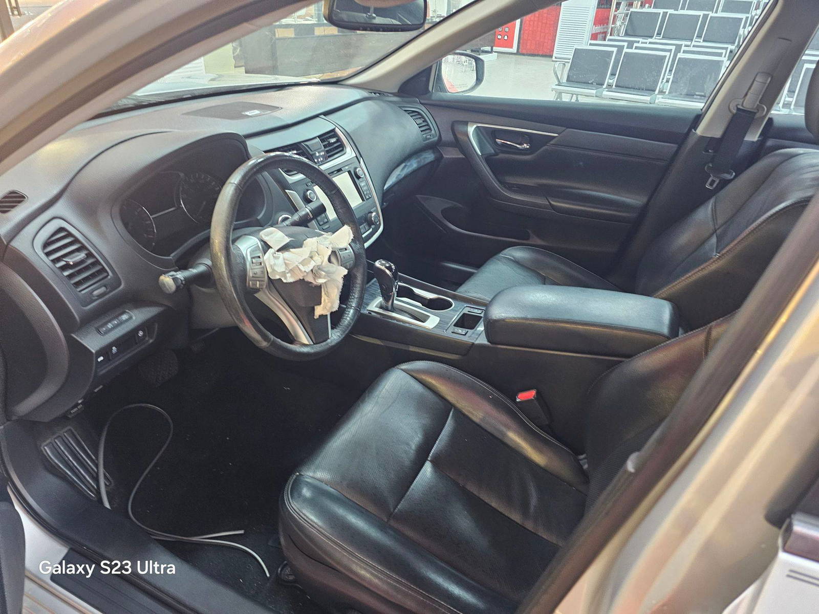 2016 NISSAN ALTIMA — 97572 Miles — Lot 43127509 — Main - Marhaba Auctions Used Cars - Image 8