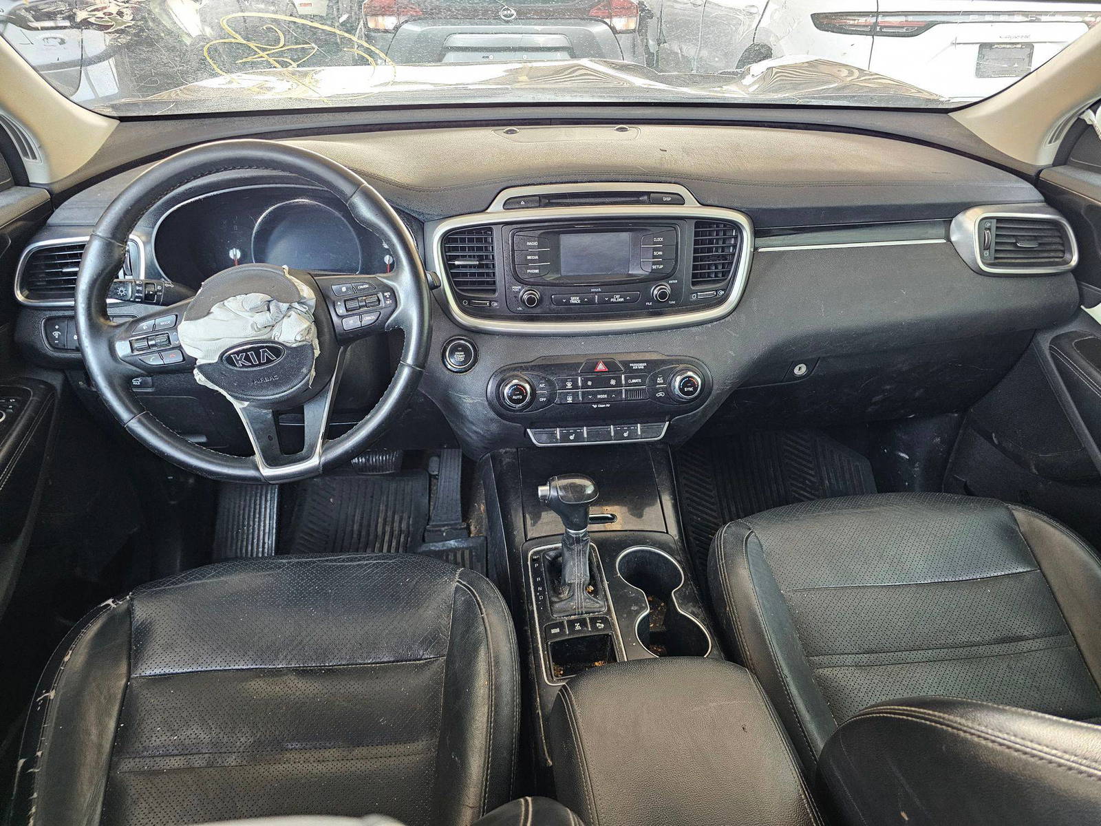 KIA SORENTO 2018 - Marhaba Auction Used Cars - Image 8