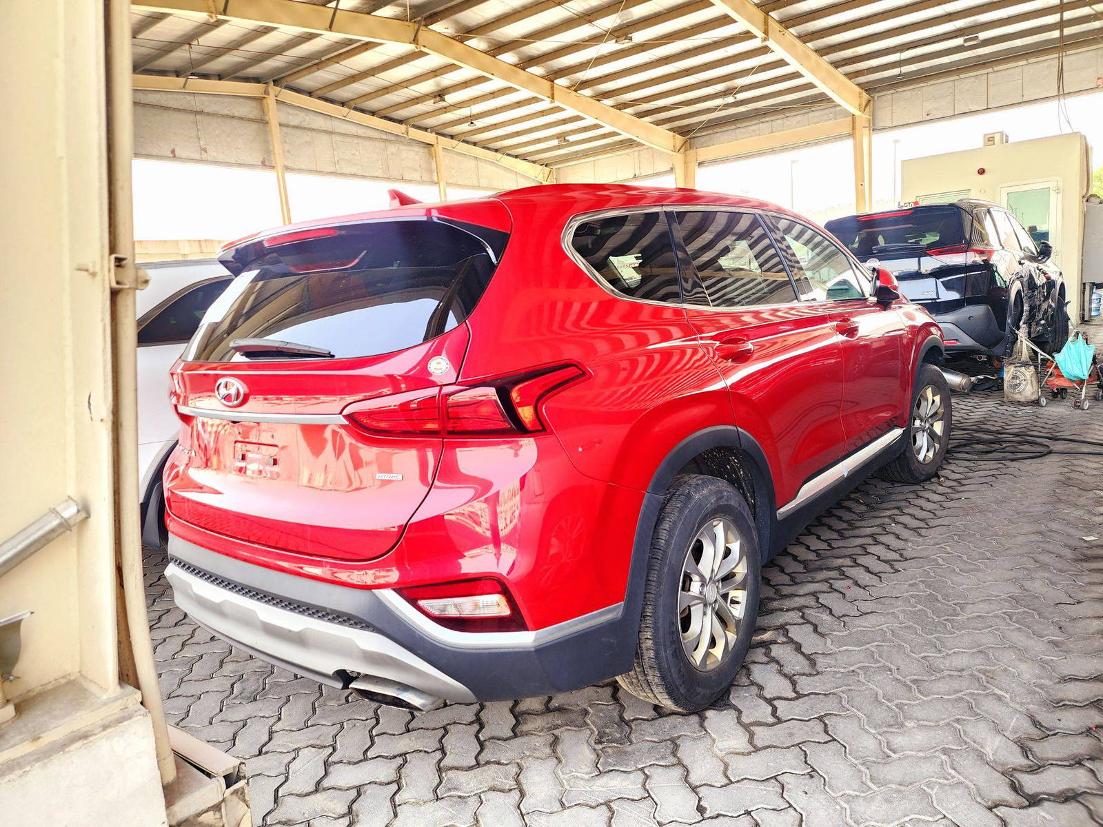 HYUNDAI SANTA FE 2020 - Marhaba Auction Used Cars - Image 3