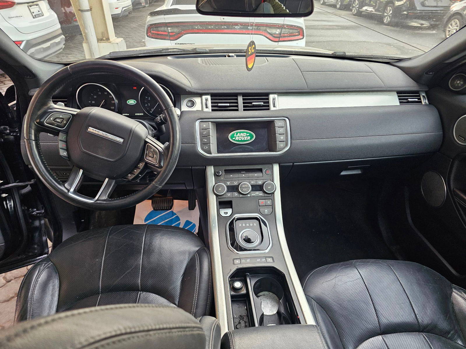 2016 LAND ROVER RANGE ROVER EVOQUE — 109295 Miles — Lot H110784 — Souq - Marhaba Auctions Used Cars - Image 7