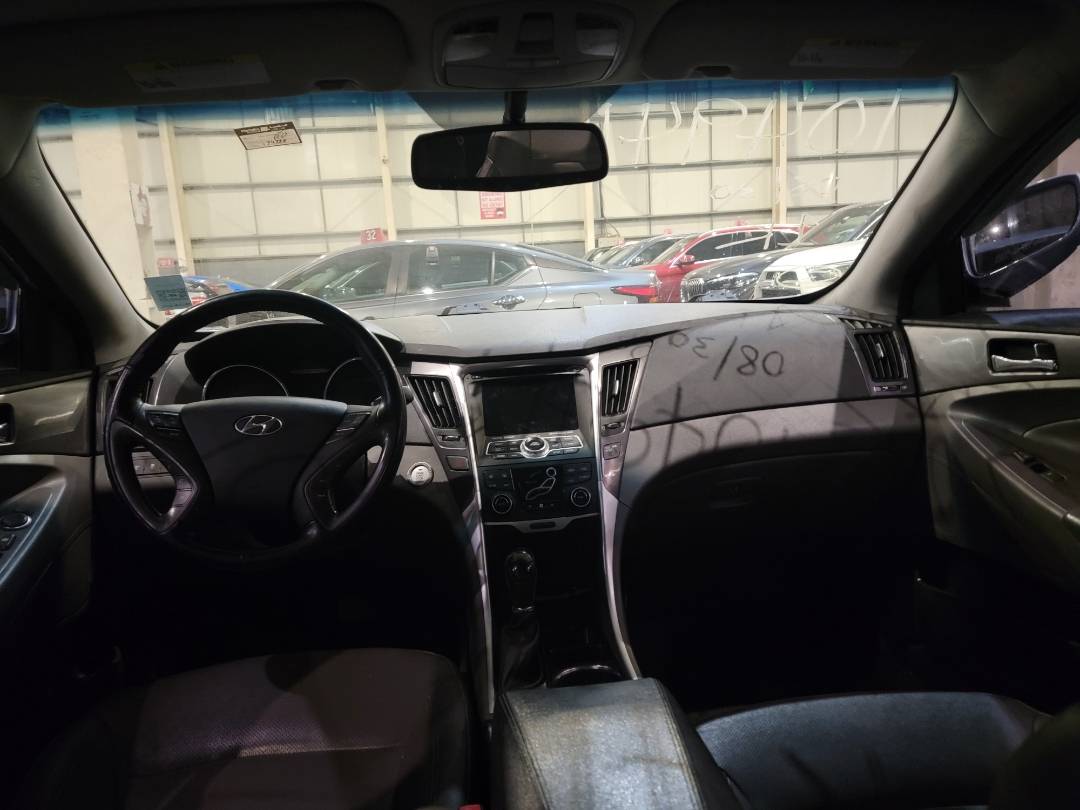 2014 HYUNDAI SONATA — 134322 Miles — Lot 104941 — Main - Marhaba Auctions Used Cars - Image 8
