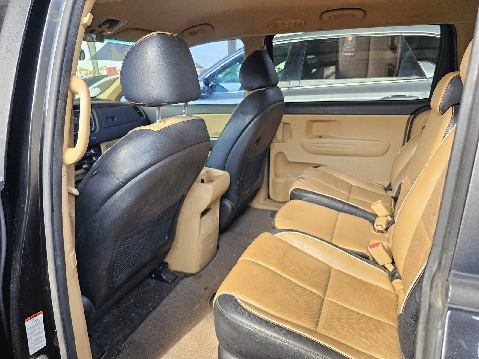 KIA SEDONA 2016 - Marhaba Auction Used Cars - Image 6