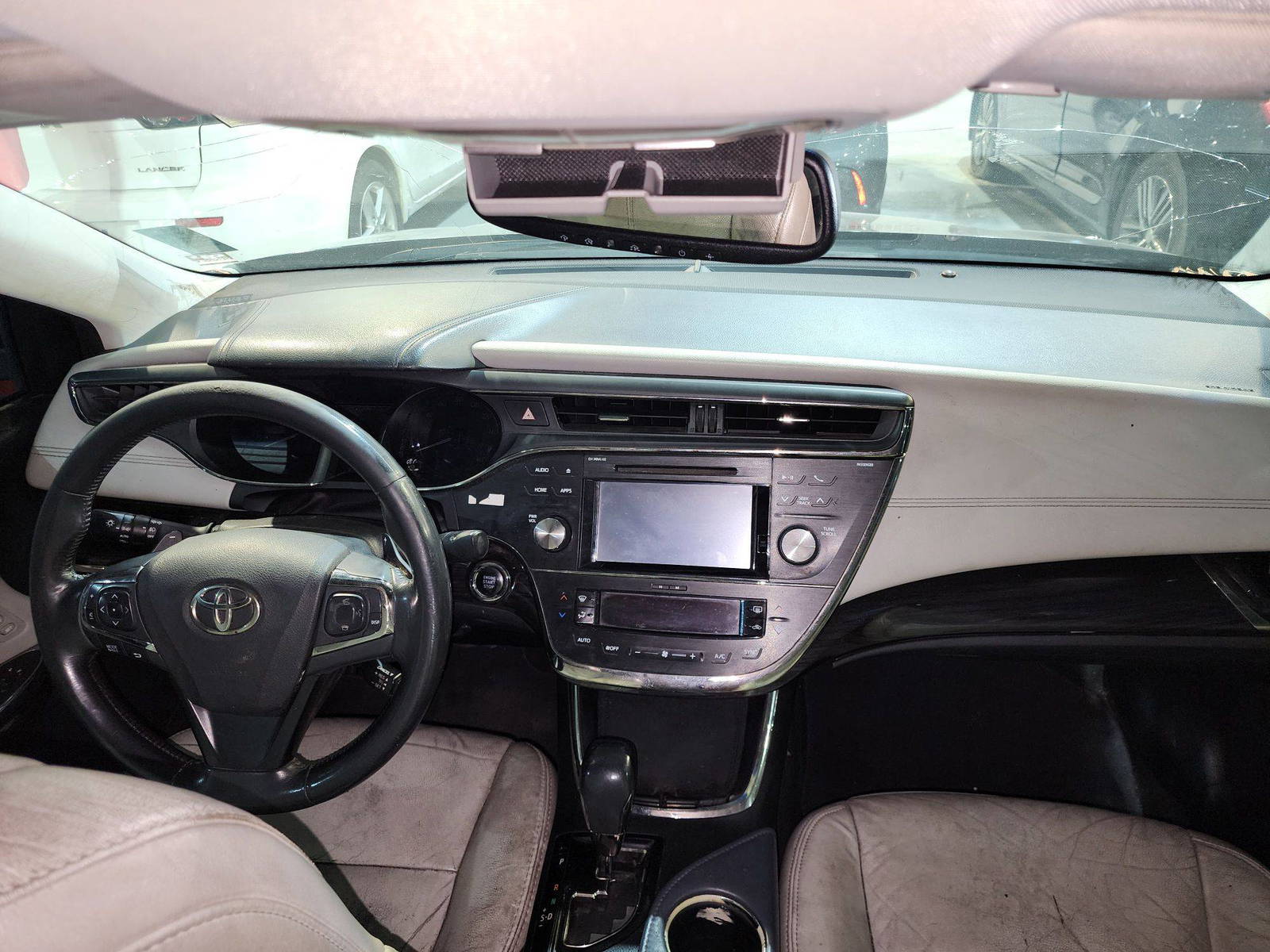 2015 TOYOTA AVALON — 150949 Miles — Lot 215487 — Souq - Marhaba Auctions Used Cars - Image 8