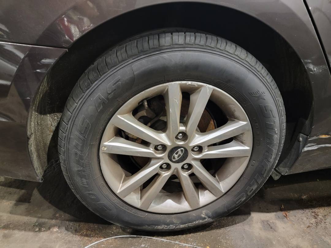 2017 HYUNDAI SONATA — 117169 Miles — Lot H492994 - Marhaba Auctions Used Cars - Image 4