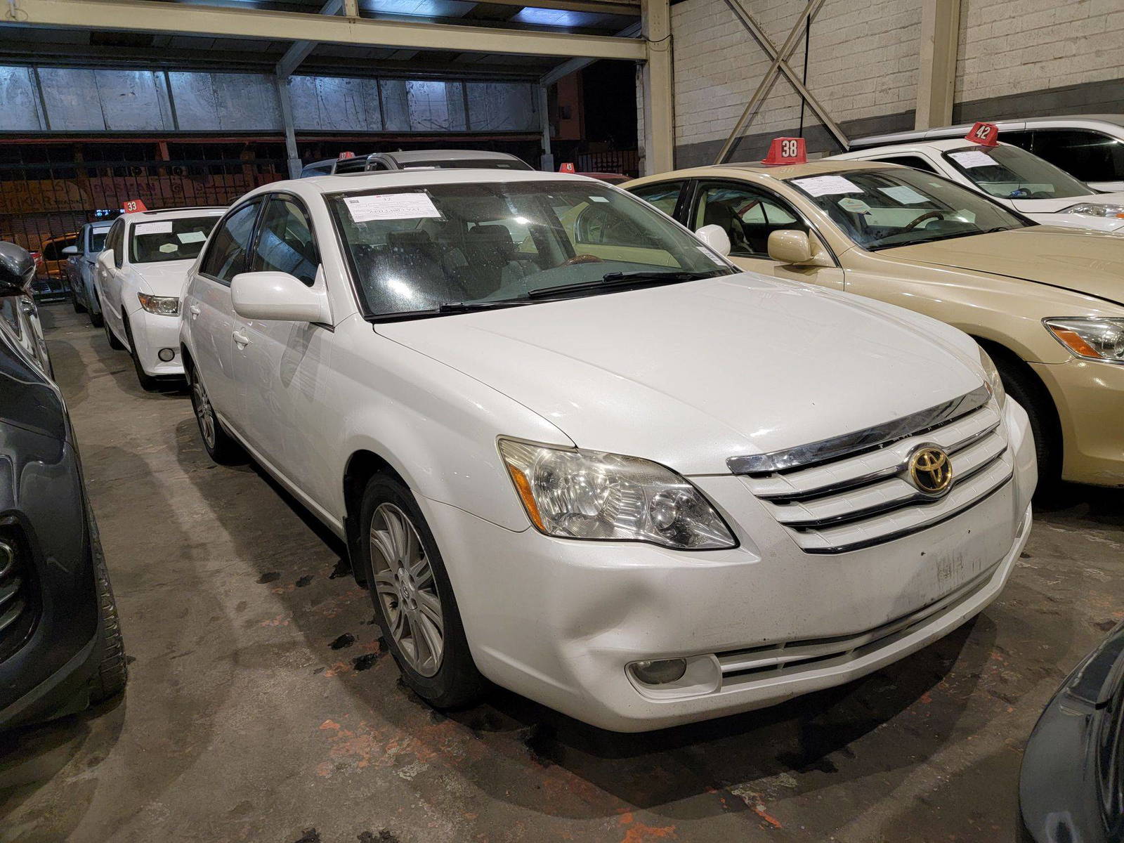 TOYOTA AVALON 2005 - Marhaba Auction Used Cars - Image 3