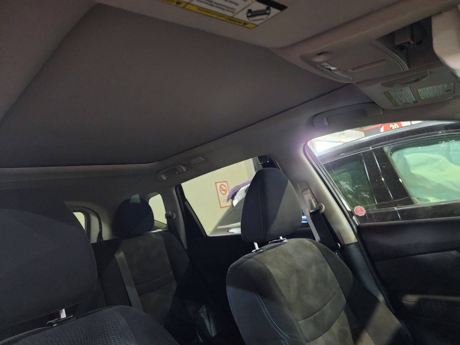 2015 NISSAN ROGUE — 299543 KM — Lot 58658 — Al Quoz - Marhaba Auctions Used Cars - Image 10