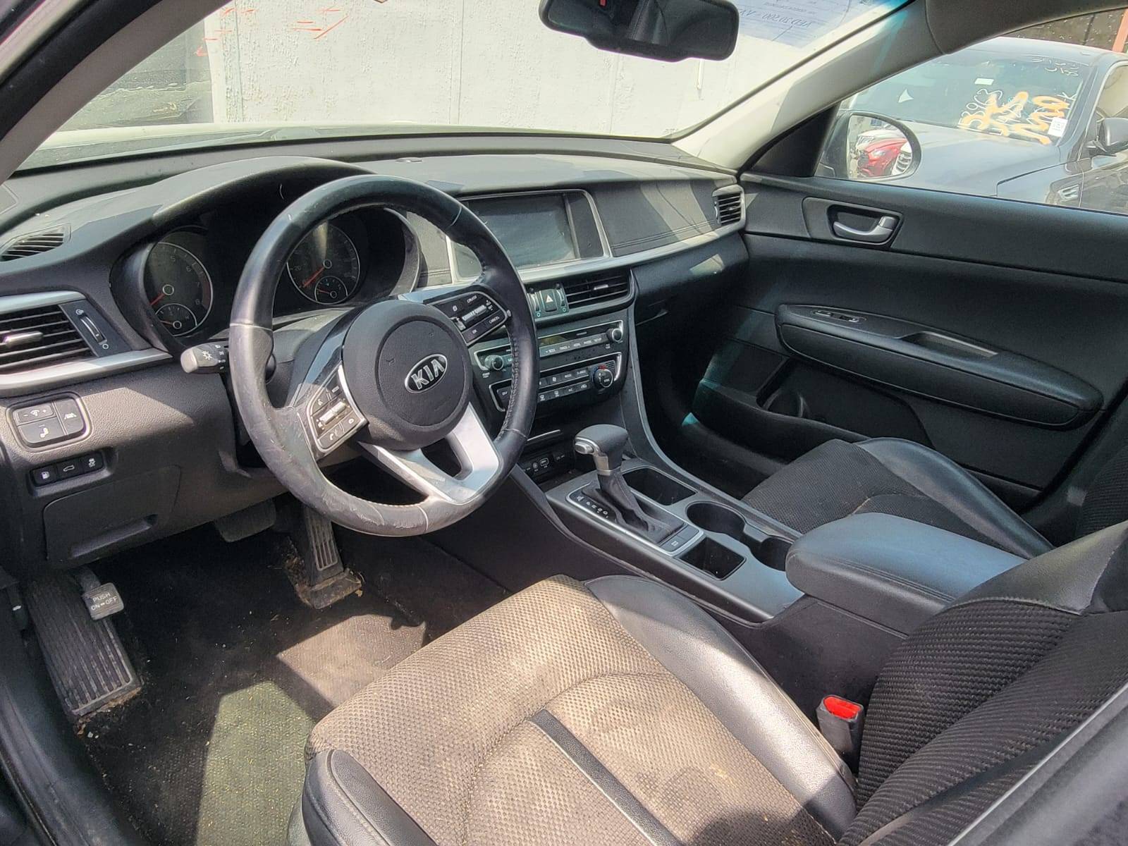 2019 KIA OPTIMA — 85805 Miles — Lot G295132 — Main - Marhaba Auctions Used Cars - Image 9
