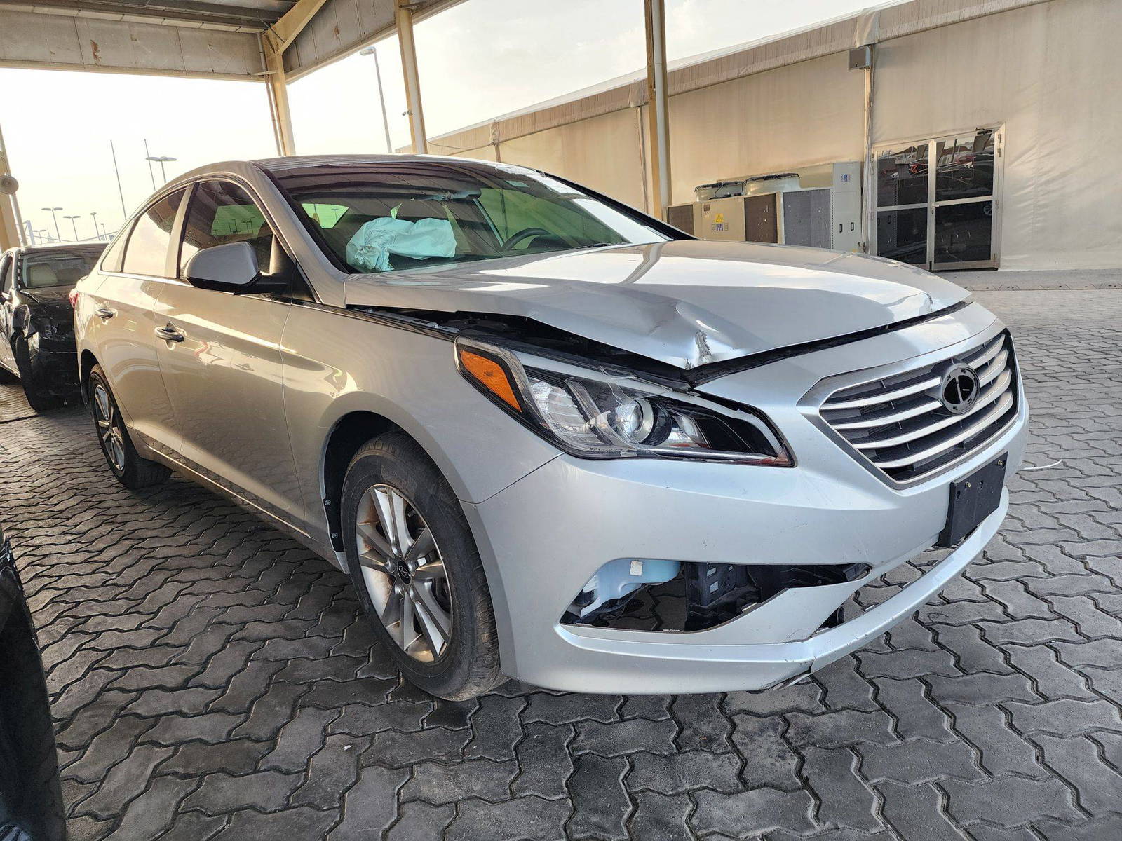 2016 HYUNDAI SONATA — 97068 Miles — Lot 56119 — Souq - Marhaba Auctions Used Cars - Image 4
