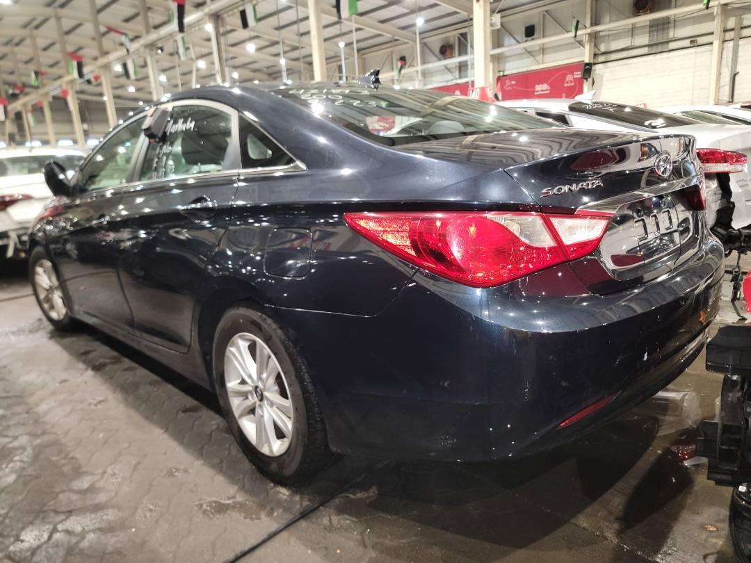2012 HYUNDAI SONATA — 161958 Miles — Lot H487076 - Marhaba Auctions Used Cars - Image 3