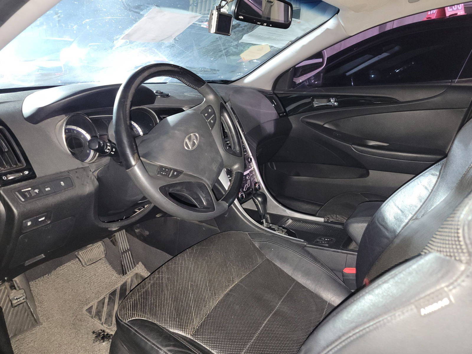 HYUNDAI SONATA 2011 - Marhaba Auction Used Cars - Image 8