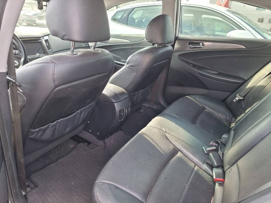 HYUNDAI SONATA 2012 - Marhaba Auction Used Cars - Image 4