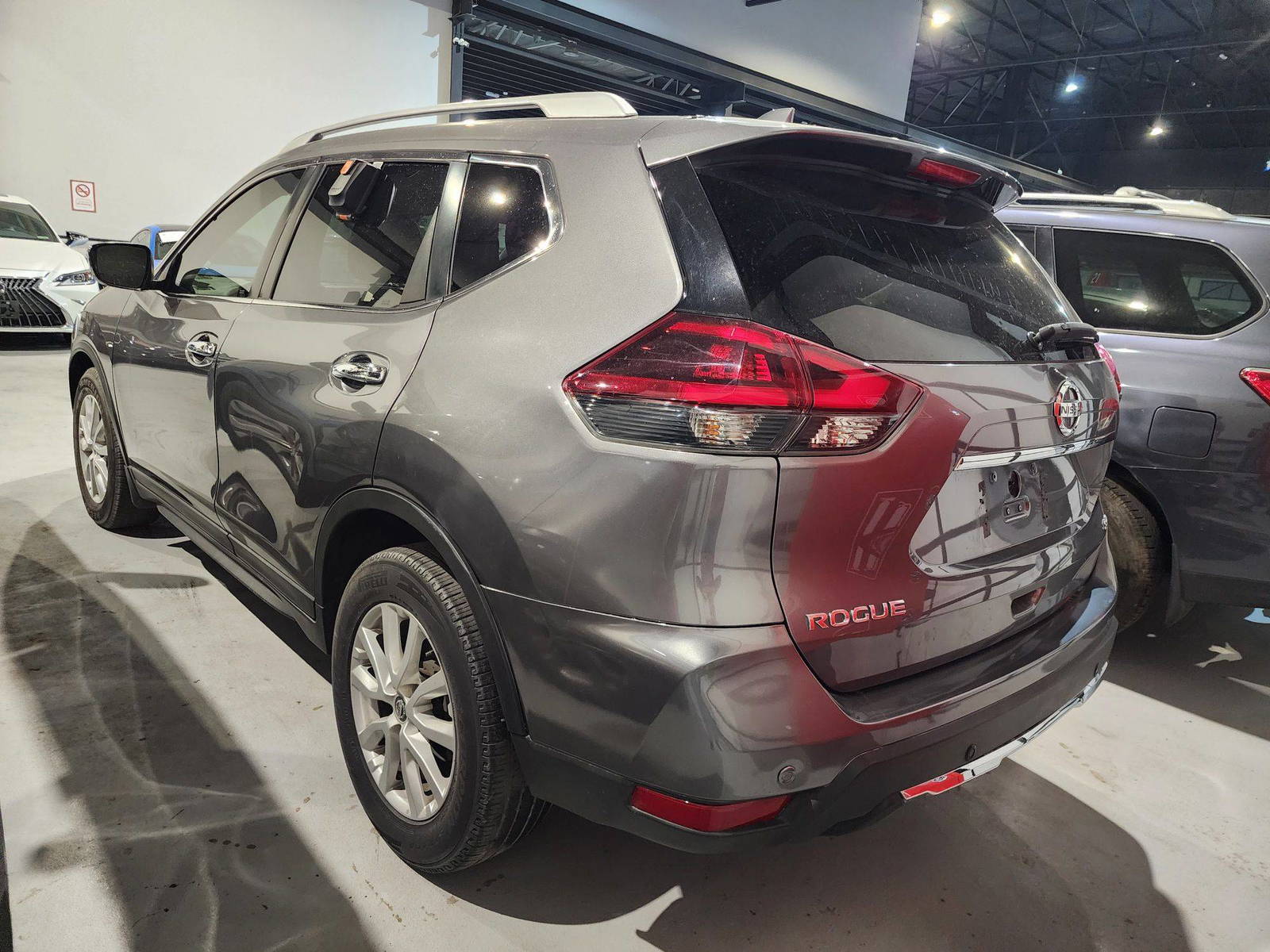 2019 NISSAN ROGUE — 259169 KM — Lot 60139 — Al Quoz - Marhaba Auctions Used Cars - Image 5