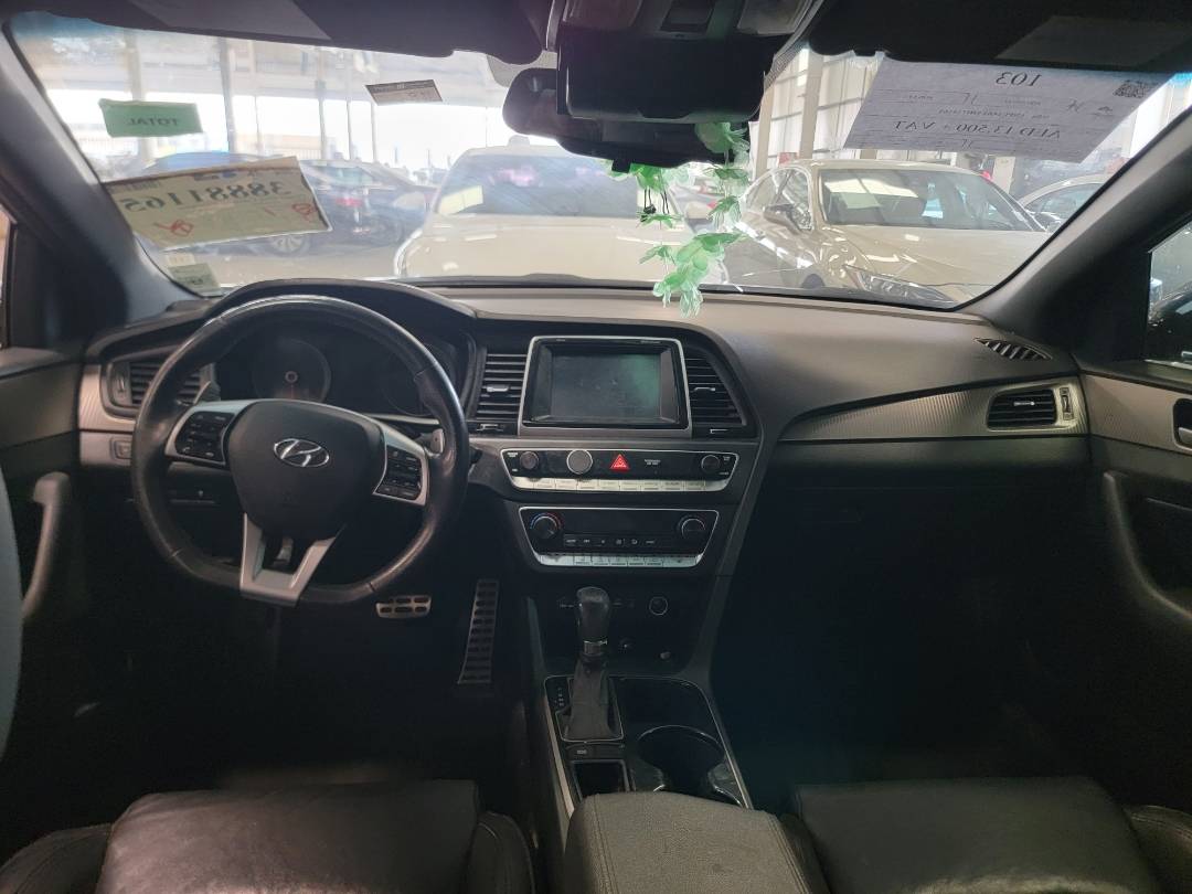 2018 HYUNDAI SONATA — 137624 Miles — Lot 38881165 — Souq - Marhaba Auctions Used Cars - Image 11