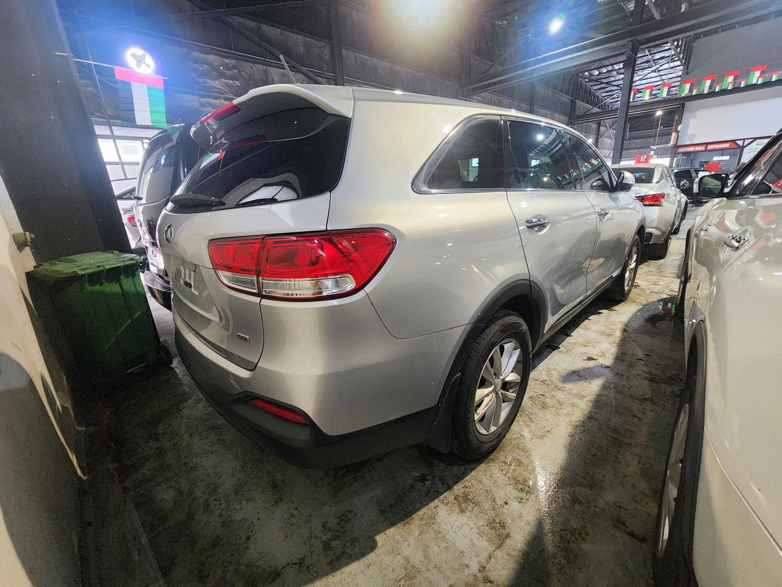 2016 KIA SORENTO — 124491 Miles — Lot 82502305 — Souq - Marhaba Auctions Used Cars - Image 5