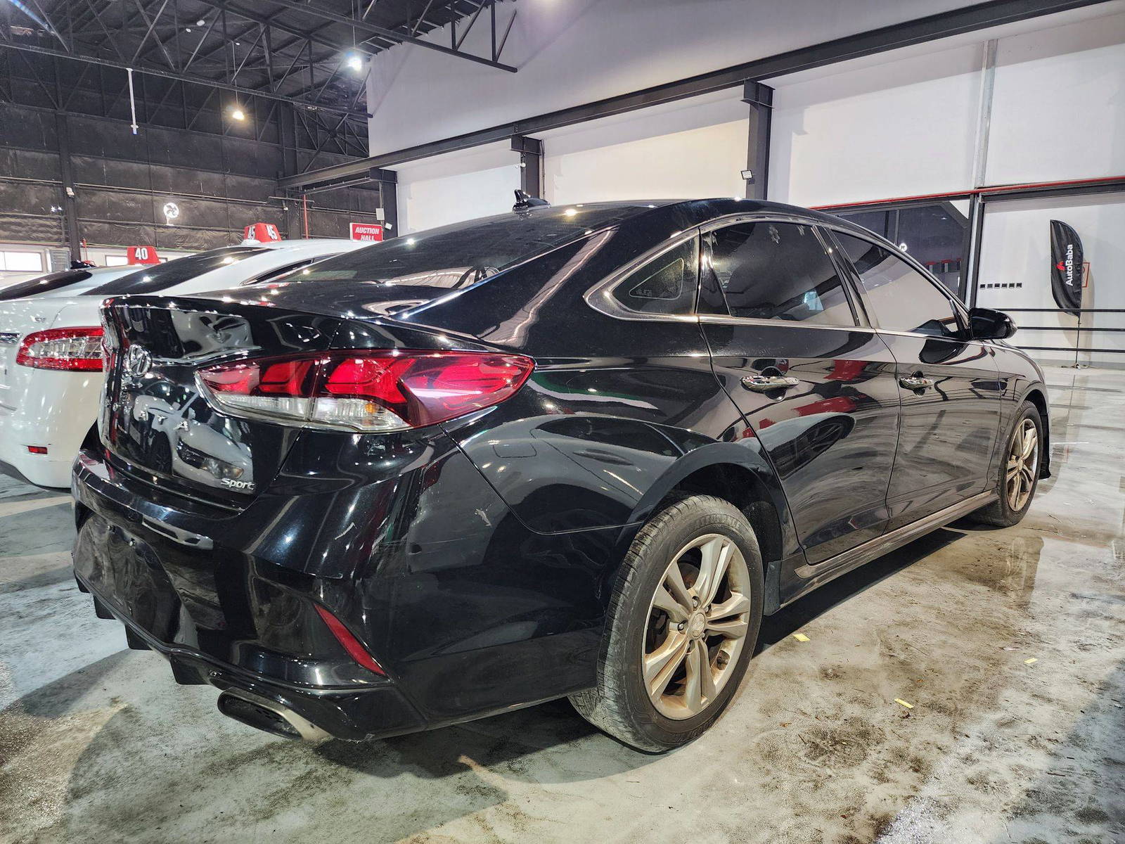 2018 HYUNDAI SONATA — 188618 Miles — Lot 897654 — Ind. 12 - Marhaba Auctions Used Cars - Image 3