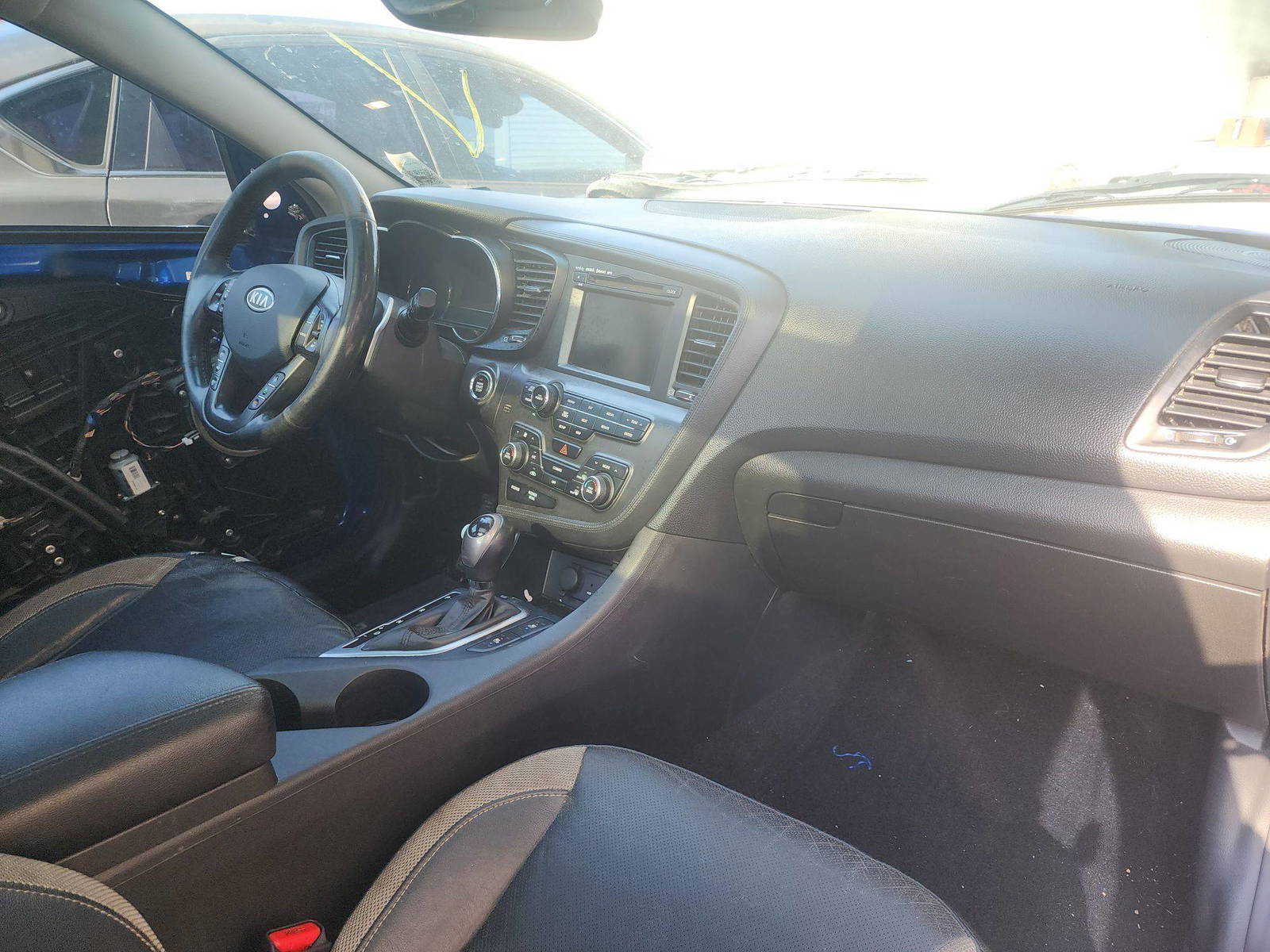 2012 KIA OPTIMA — 203856 Miles — Lot 38587804 — Souq - Marhaba Auctions Used Cars - Image 7