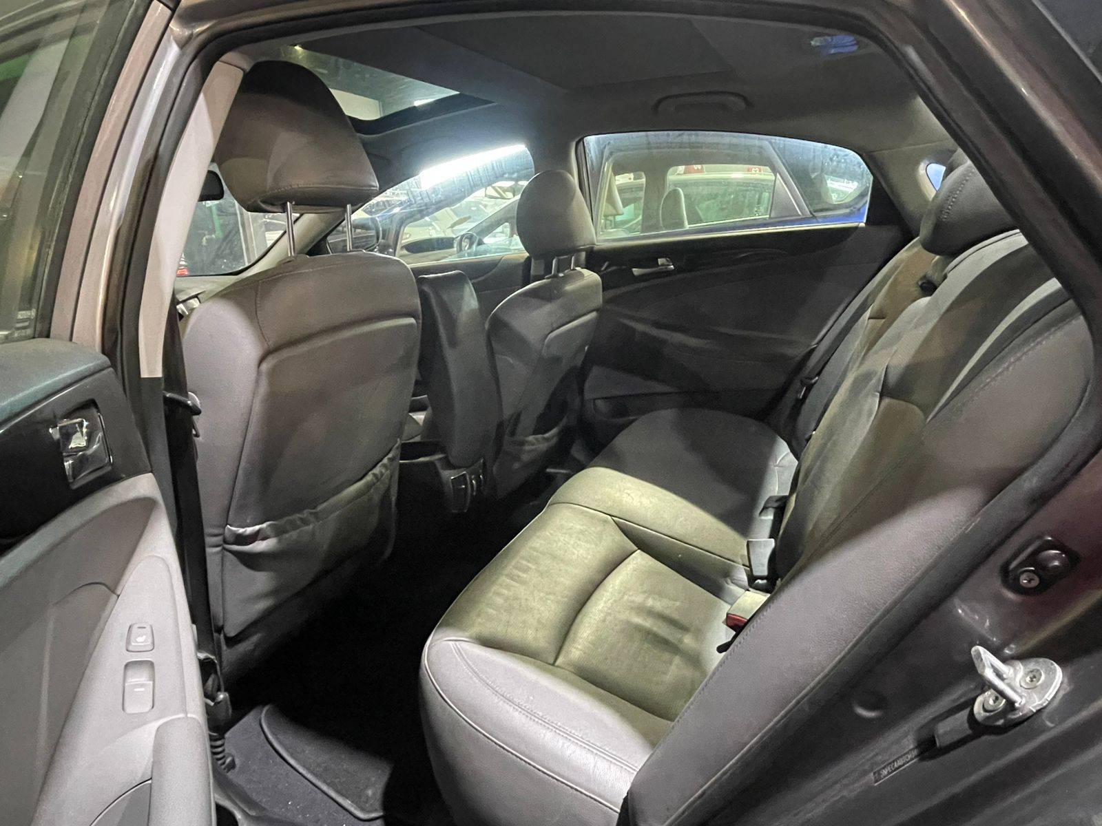 2012 HYUNDAI SONATA — 117268 Miles — Lot 42936370 — Souq - Marhaba Auctions Used Cars - Image 9