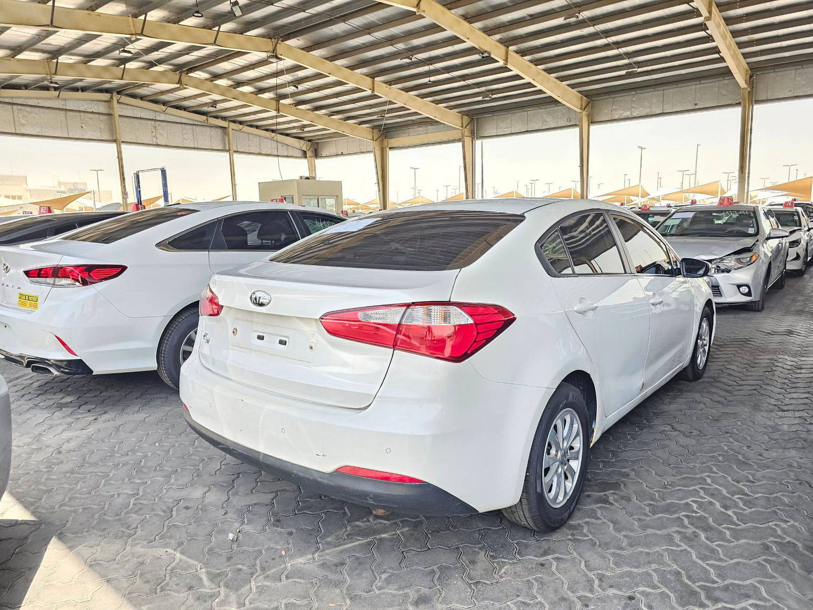 2014 KIA K3 — 236377 KM — Lot 859633 — Main - Marhaba Auctions Used Cars - Image 4